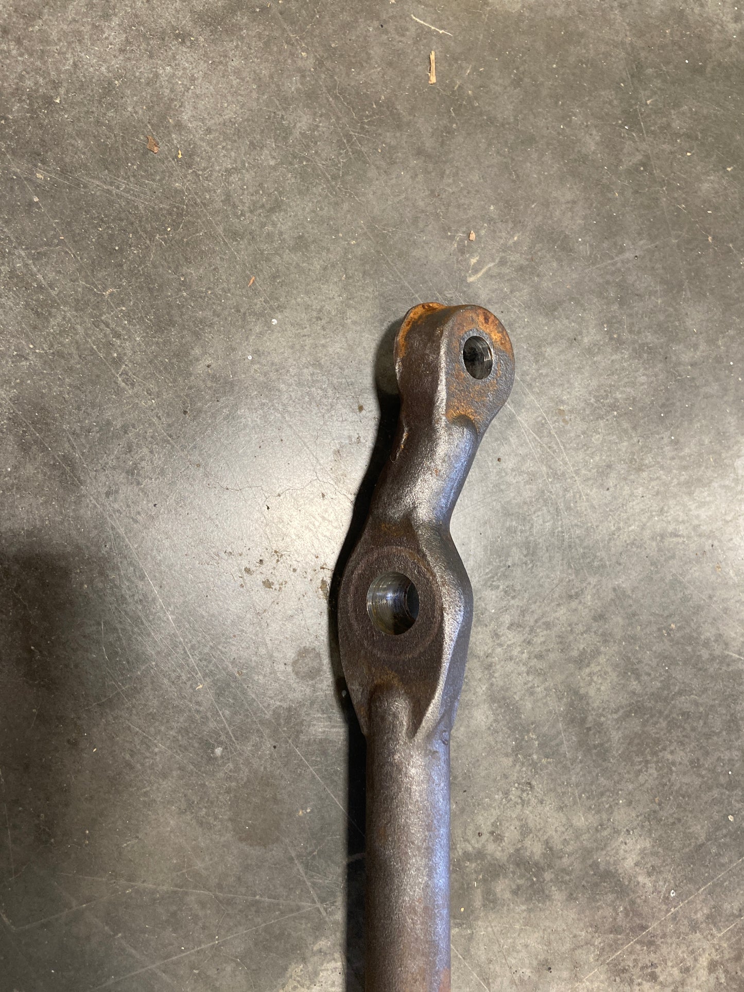 Center Link, C Series Center Link (Small Idler Arm Cone)