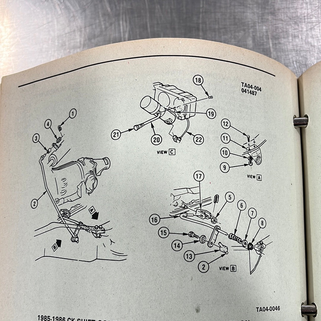 Bolt, Automatic Transmission Selector Rod Swivel & Bolt