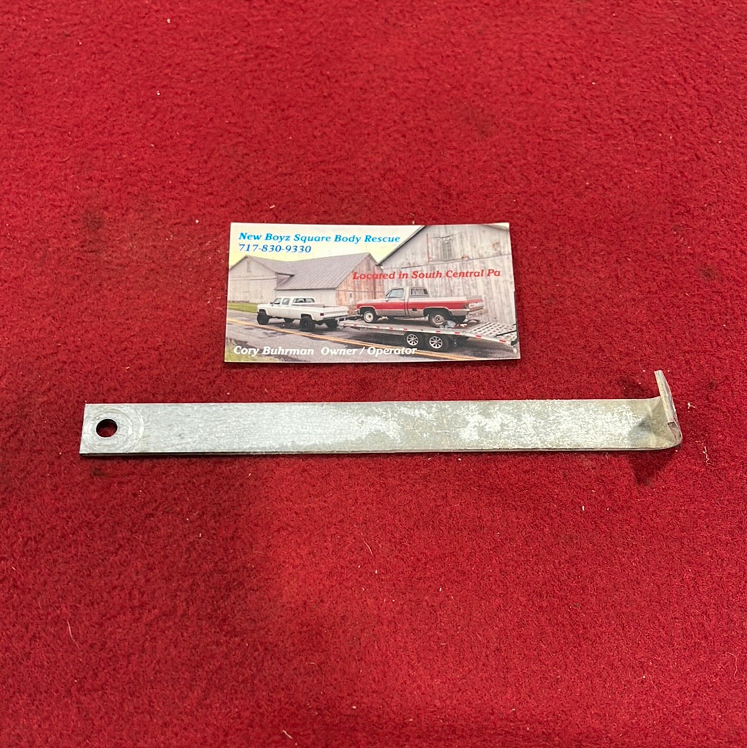 Bracket, Rear Radio Support Bracket 1989 - 1991