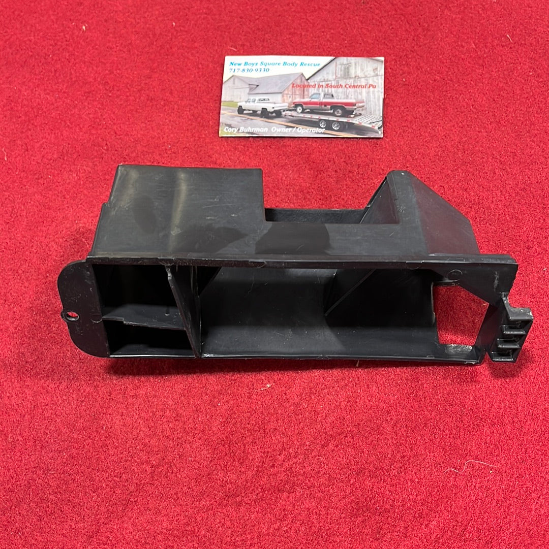 Duct, Heater / AC Housing Lower Air Duct Part# 348736