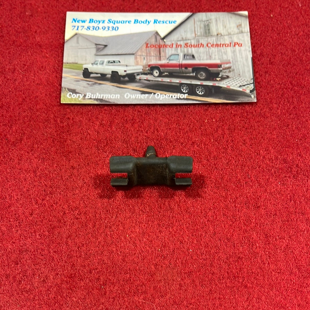 Clips, Grille Molding Fender Side Attachment Clips (Eyebrow Trim) 1983 - 1988