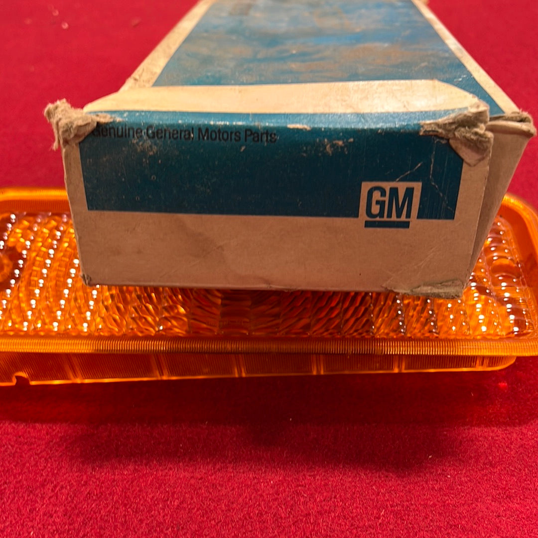 Front Marker Lamp Orange NOS