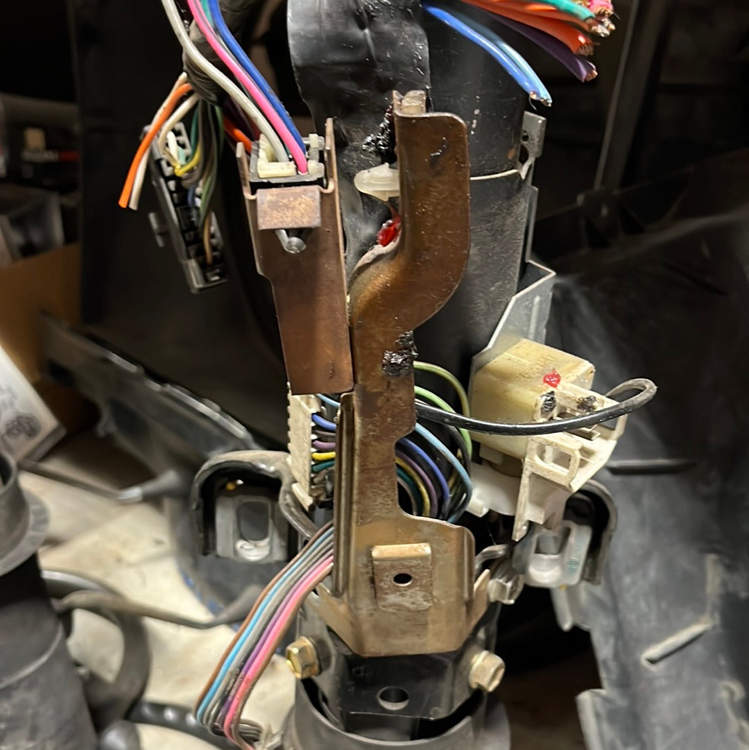 Bracket, Column Wire Guard / Intermittent Module Support Bracket