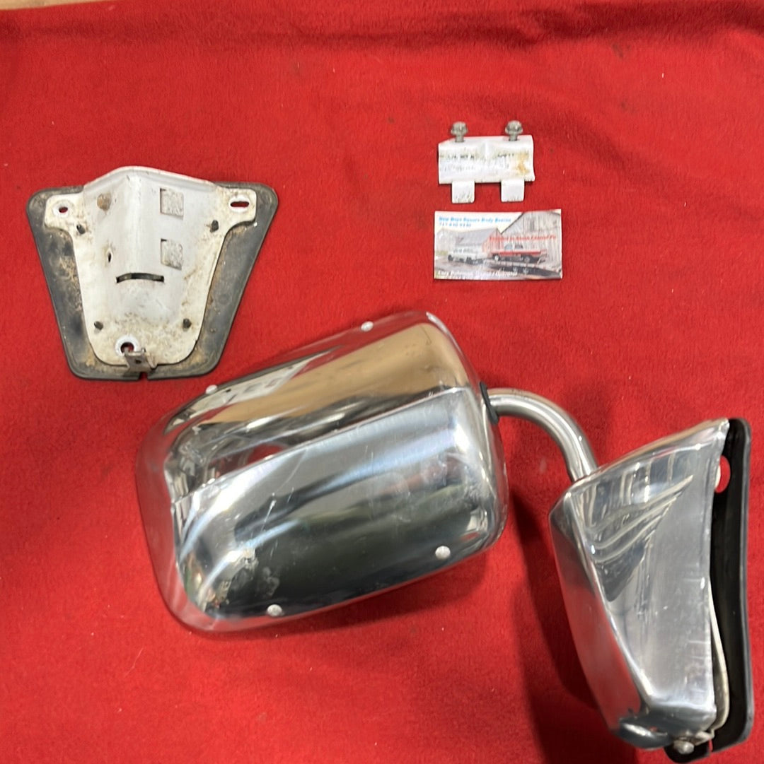 Mount Clamp, Mirror Post Clamp Conventional Style Mirror (1978-1991)