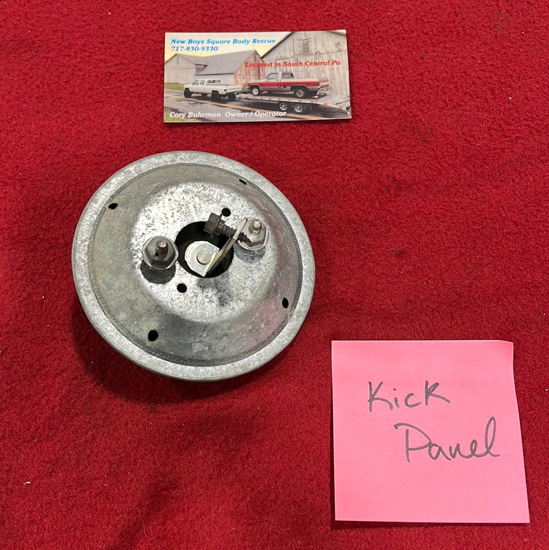 Actuator, Air Conditioning (AC) Recirculating Vacuum Actuator (Kick Panel) Part# 1996731