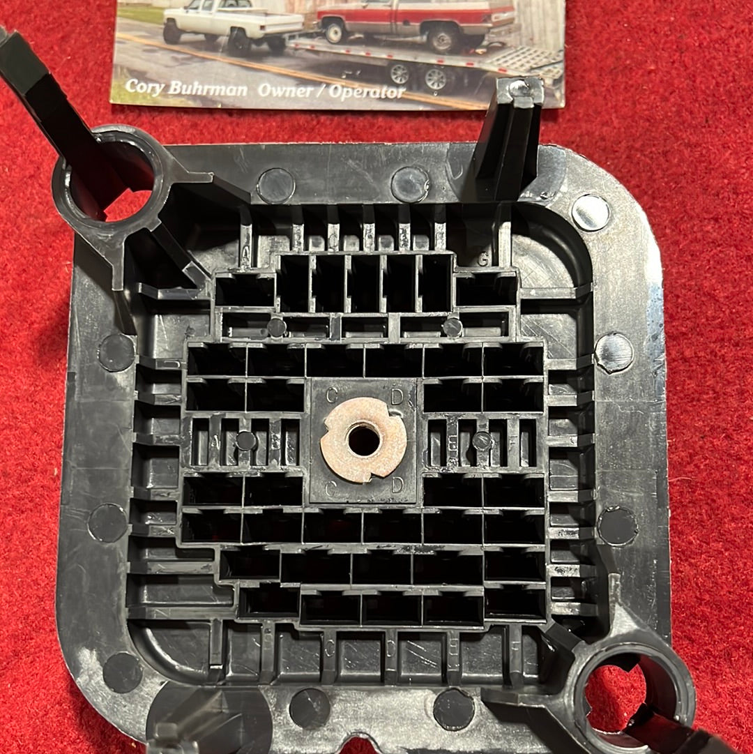 Bulkhead, Master Harness Bulkhead (1975 - 1988) Second Design