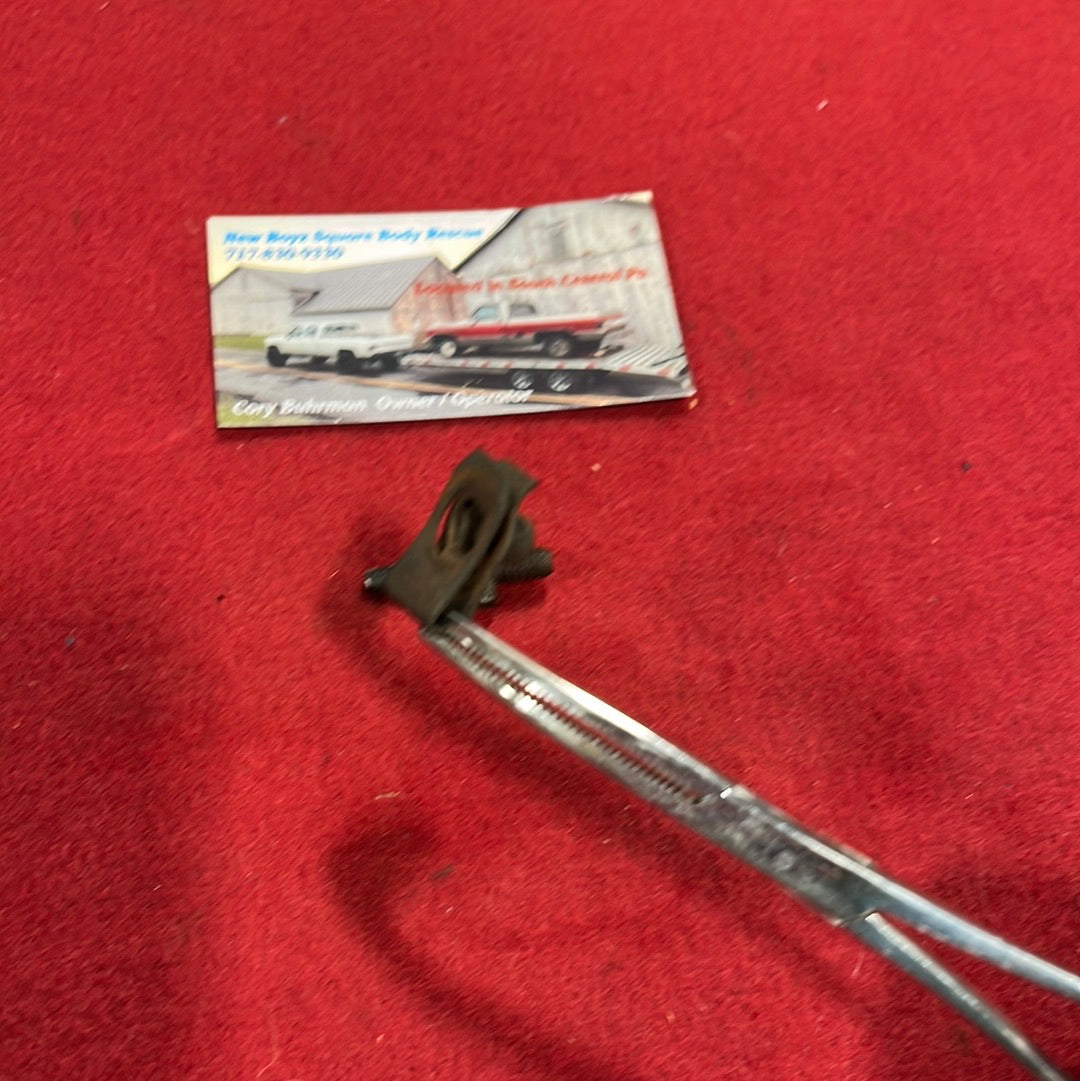 81-91 Rear Cowl Panel Metal Pin and U Clip Retainer Part# 15598770