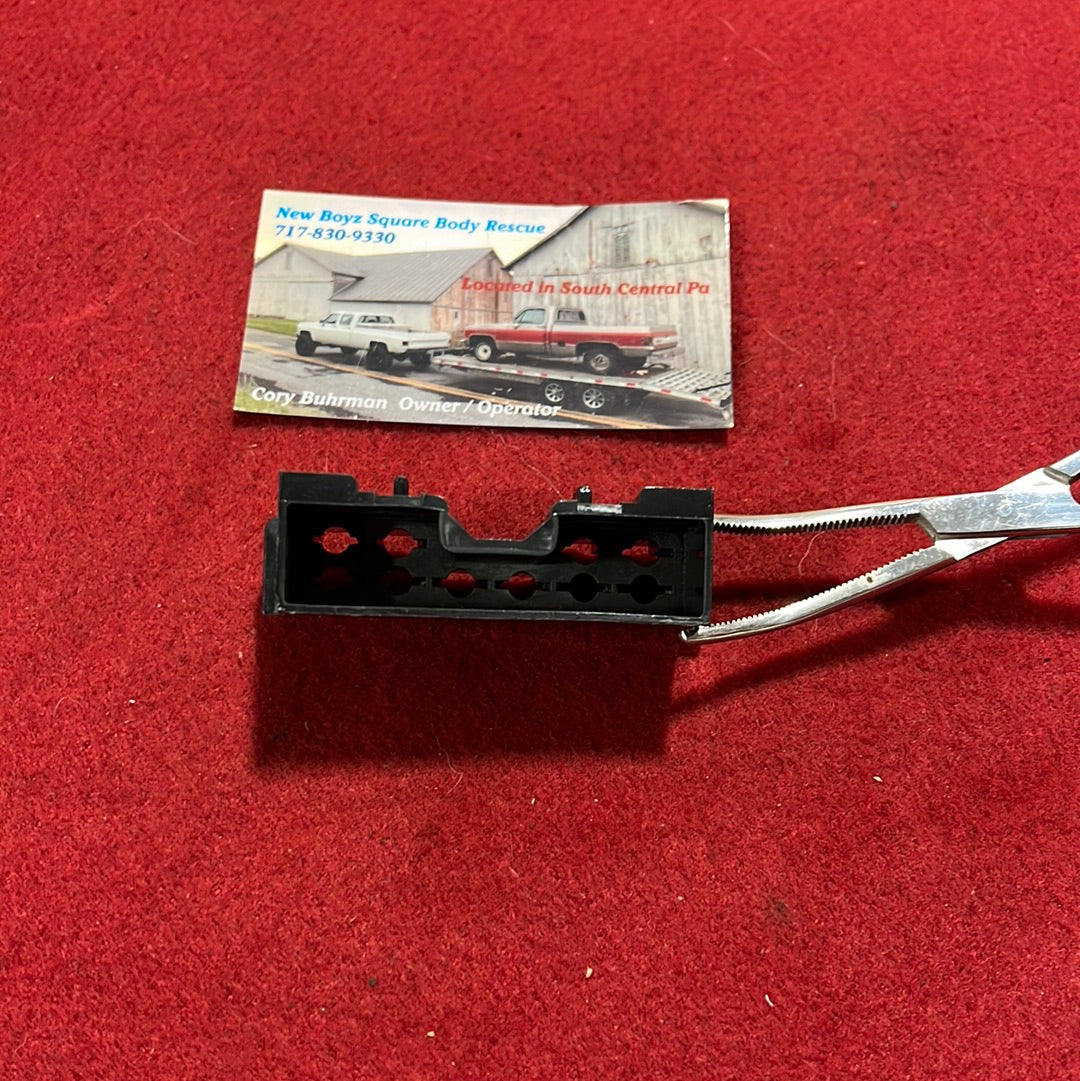 Connector, Headlight Harness Bulkhead Second Design (Bulkhead) (1975 - 1988)