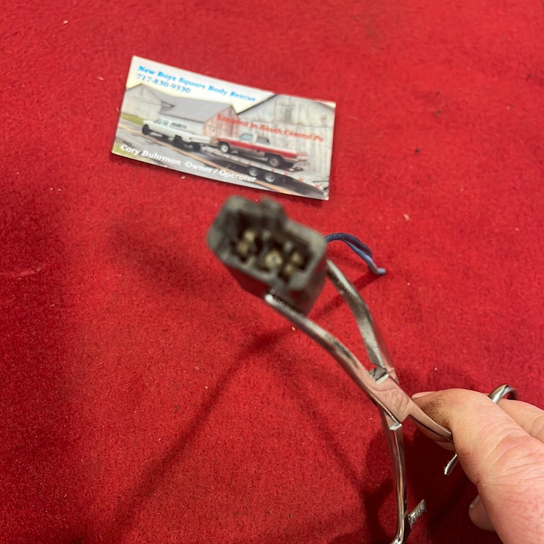 Pigtail, Radio RH Rear Speaker Pigtail (Speaker Side)(Short Lead)