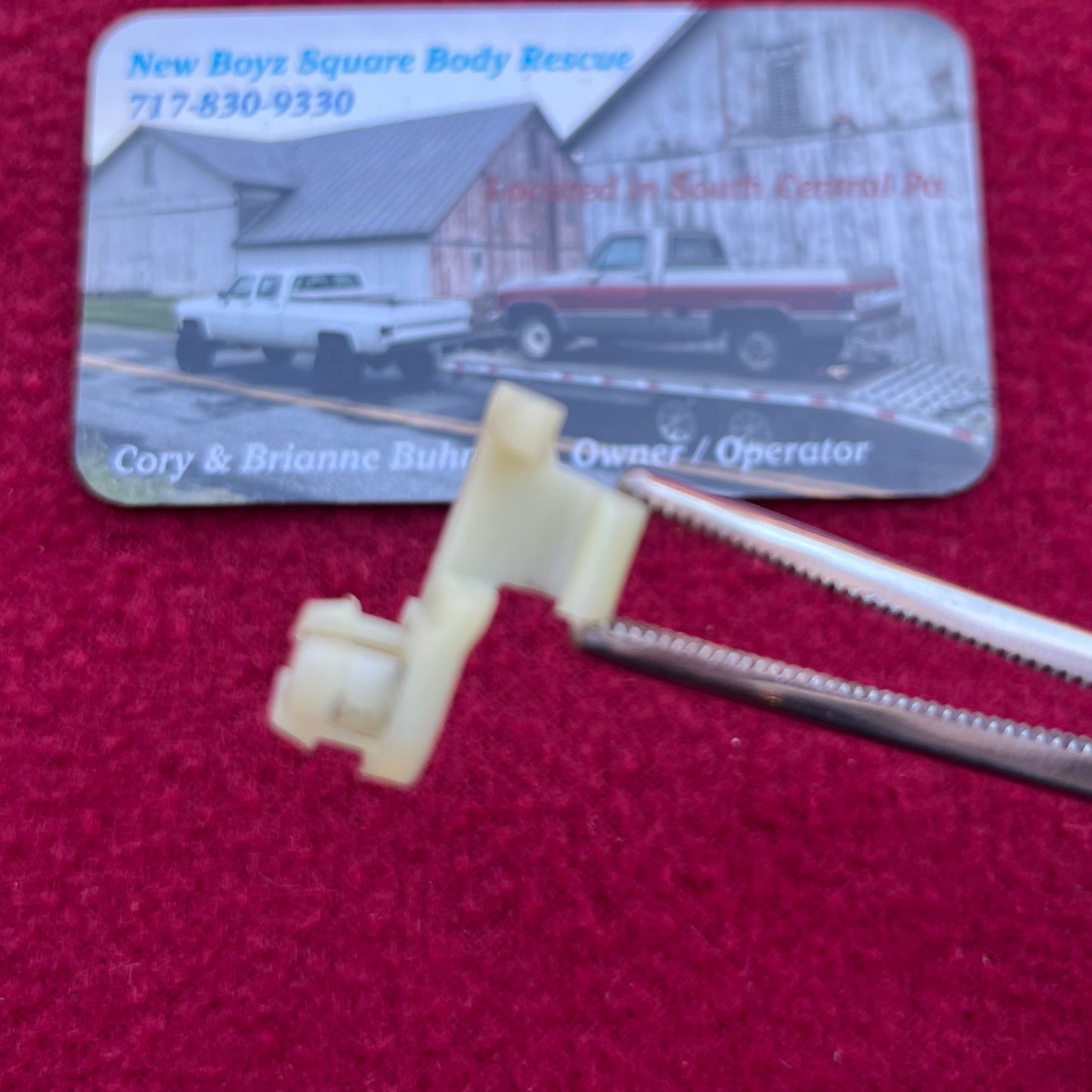 Clip, Door Rod Clip Plastic Part# 15545178