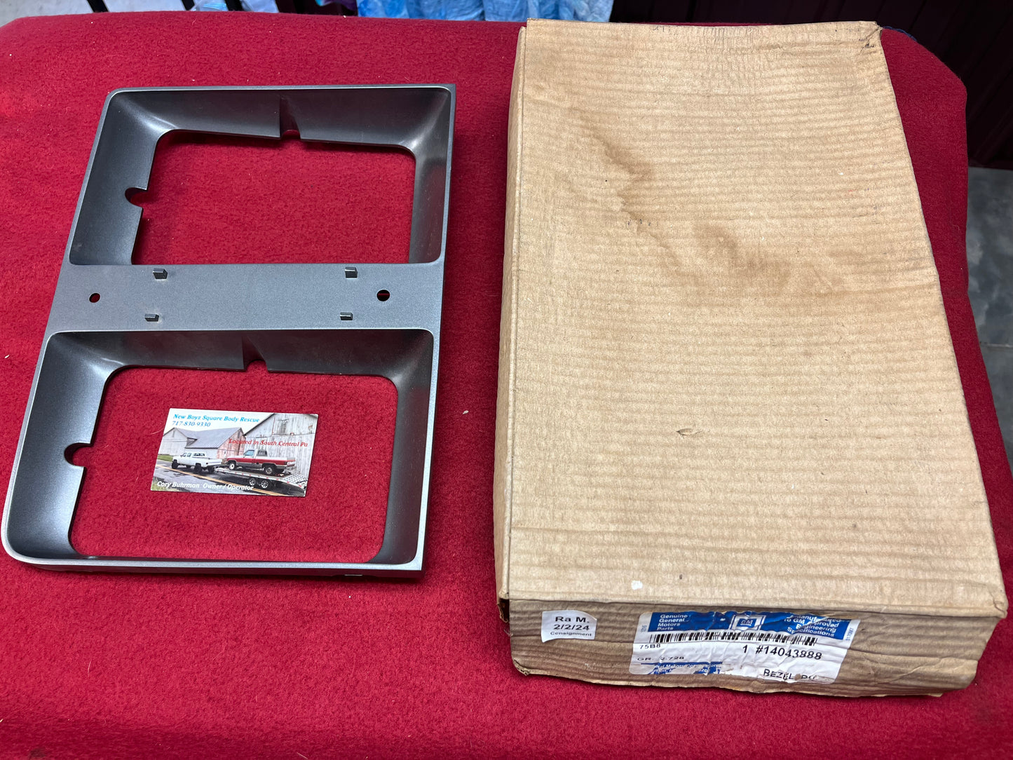 Bezel, NOS 83-84 Chevrolet Right Headlight Bezel NOS (Dual / Stack Lights)