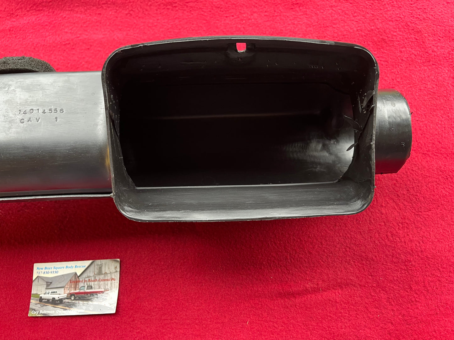 Duct, Center Air Outlet Duct Part# 14014556 (A/C Air Conditioning)