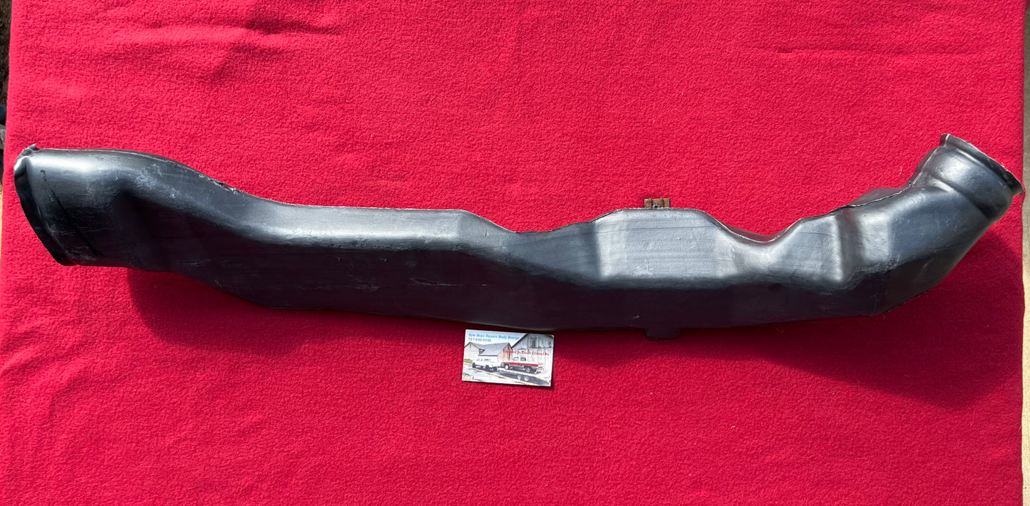 Duct, Air Conditioning (AC) Lower LH Duct Metal Mount Bracket Design Part# 15591175 1980 - 1988