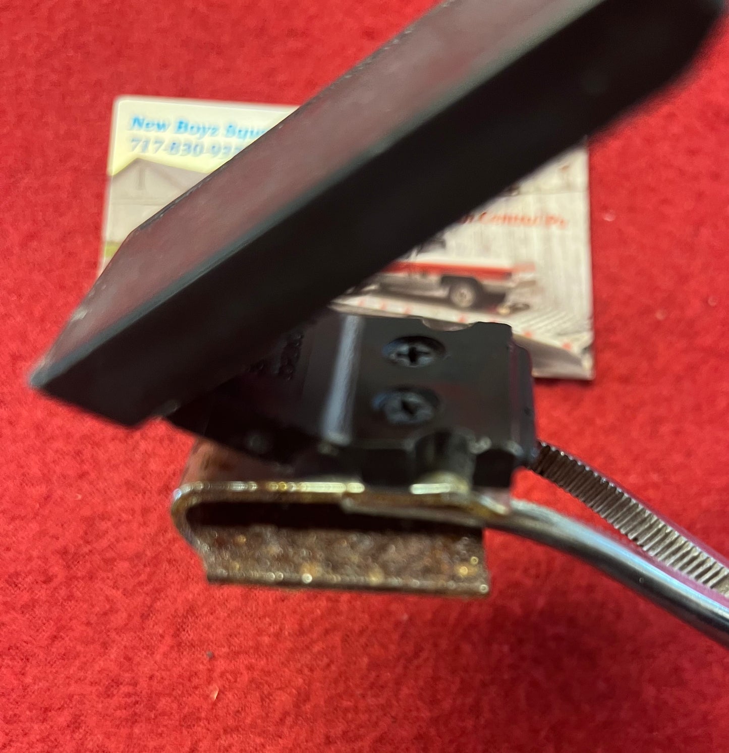 Latch, Blazer / Jimmy Side Sliding Cap Glass Latch K5