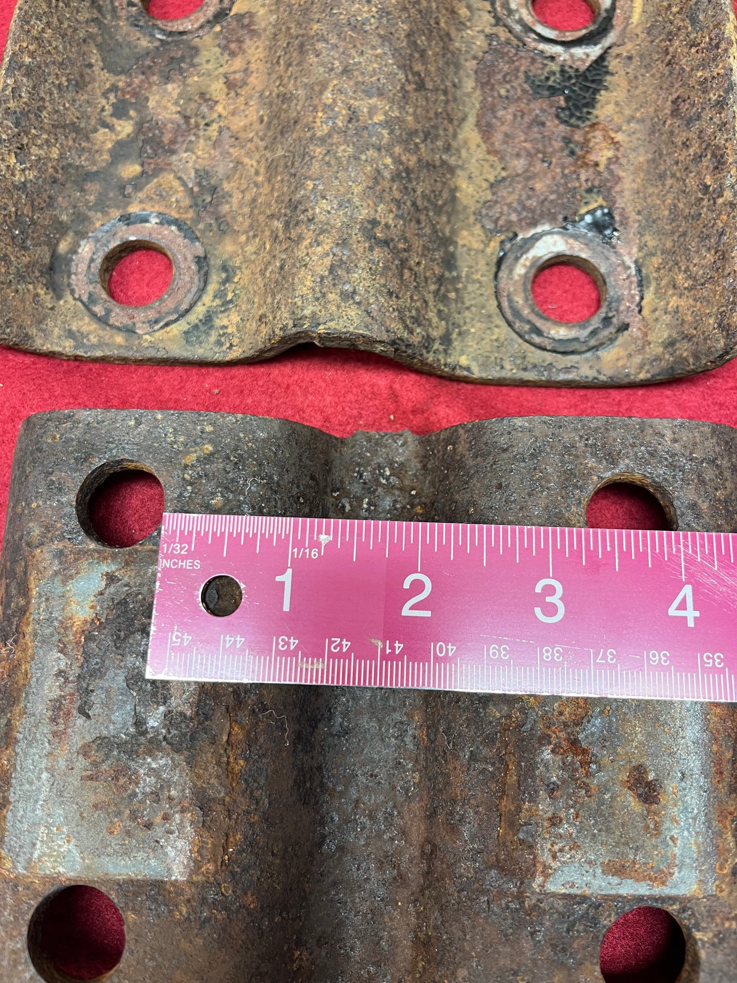 Plates, Rear Spring Plates 3.25” Axle Diameter