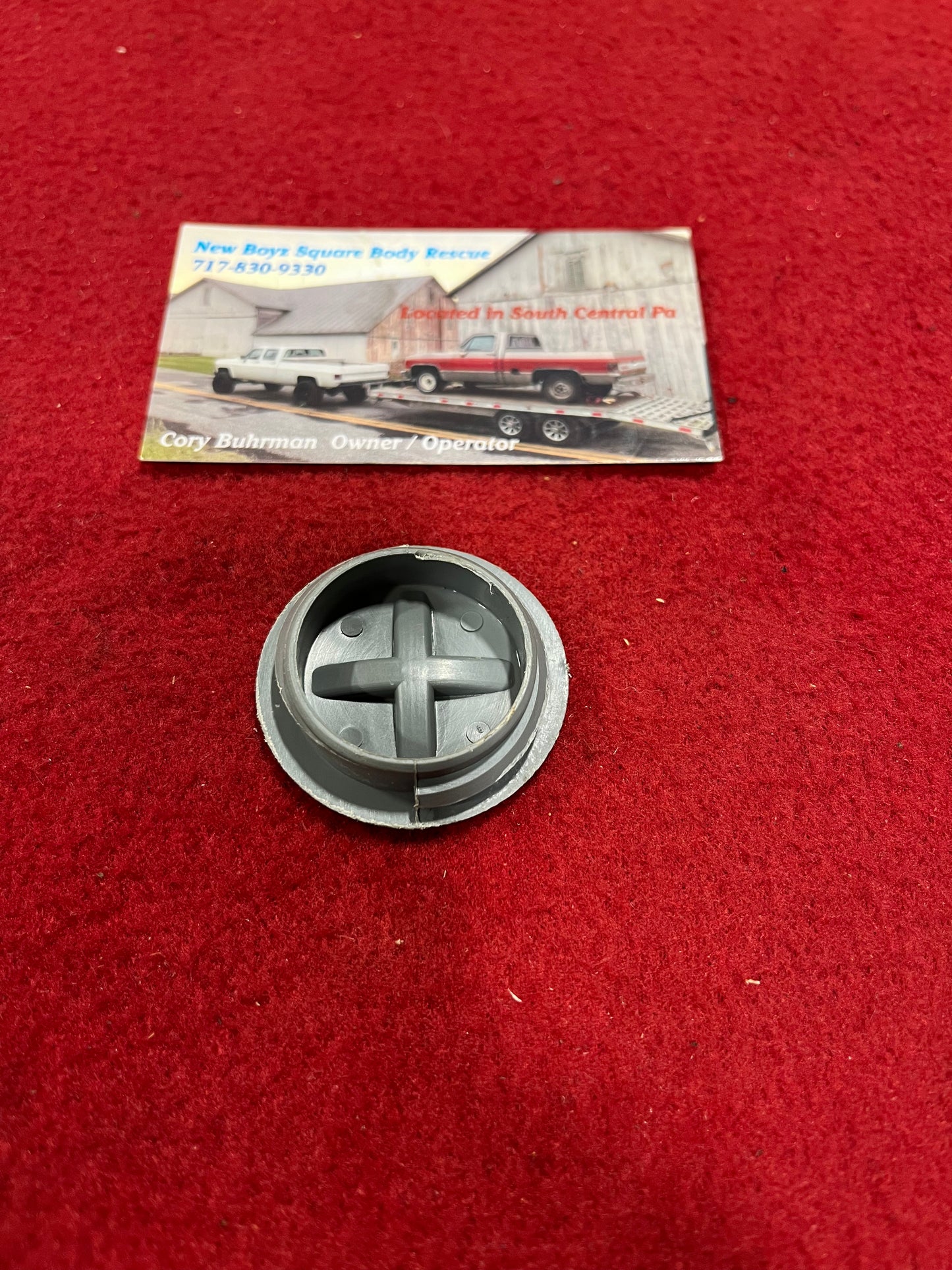 Plug, Medium Gray Seat Belt Bolt Access Hole Plug (Cap) Part# 1731168