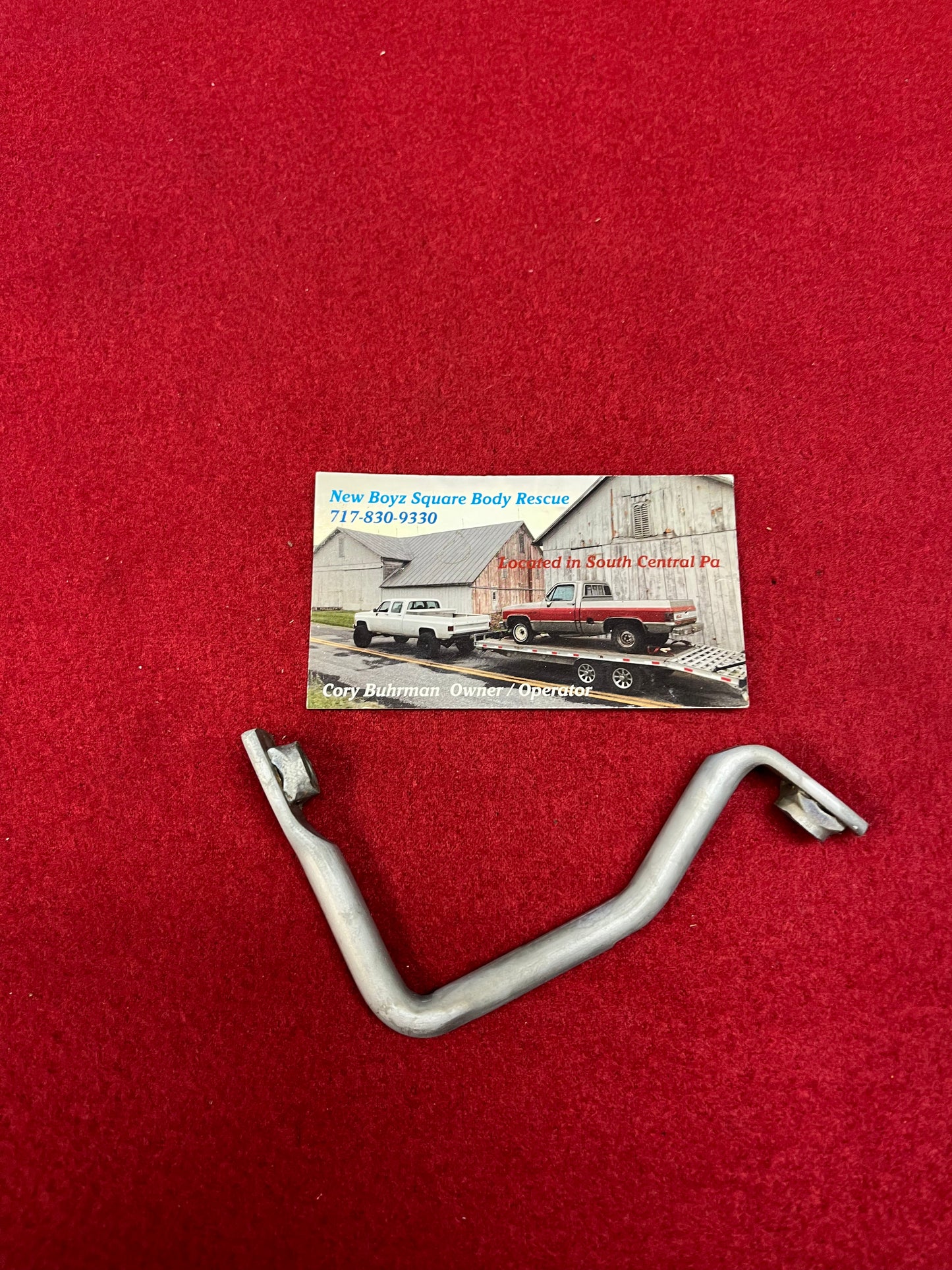 Bracket, Right Door Mirror Mounting Bracket