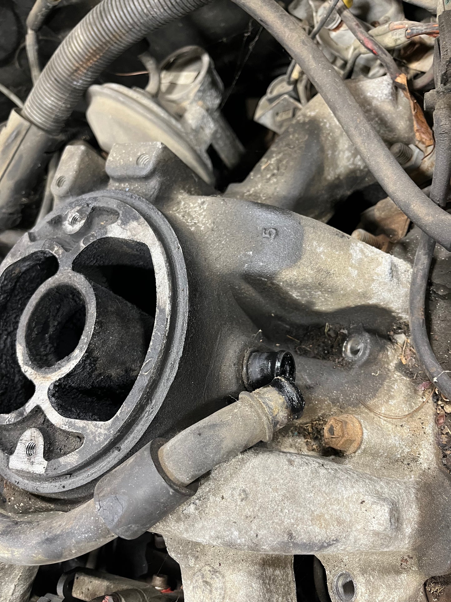 Connector, Crank Case Depreciation Regulator Valve Tube L Connector Part# 14050445