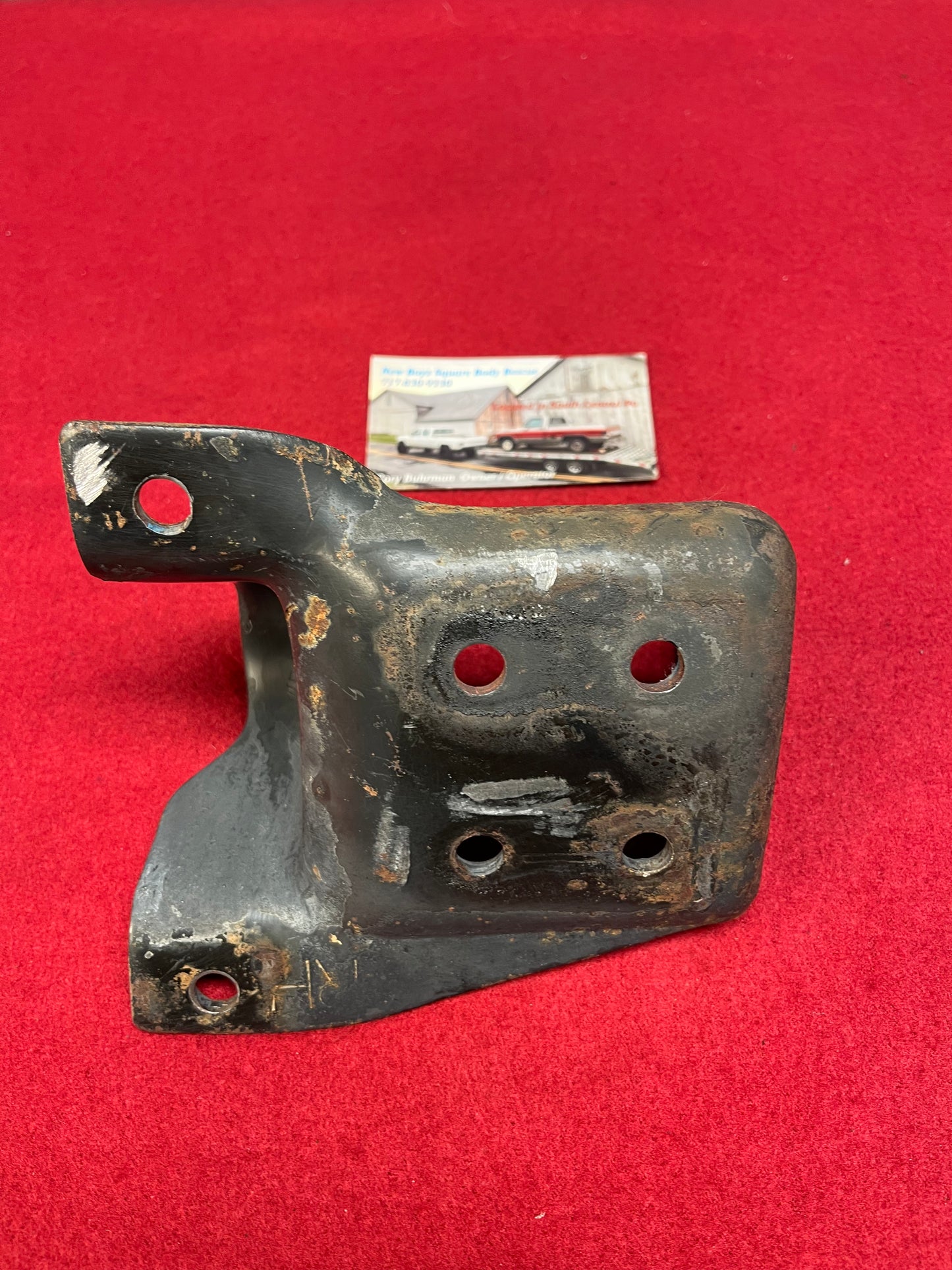 Hanger, RH Front Spring Front Hanger Part# 326440