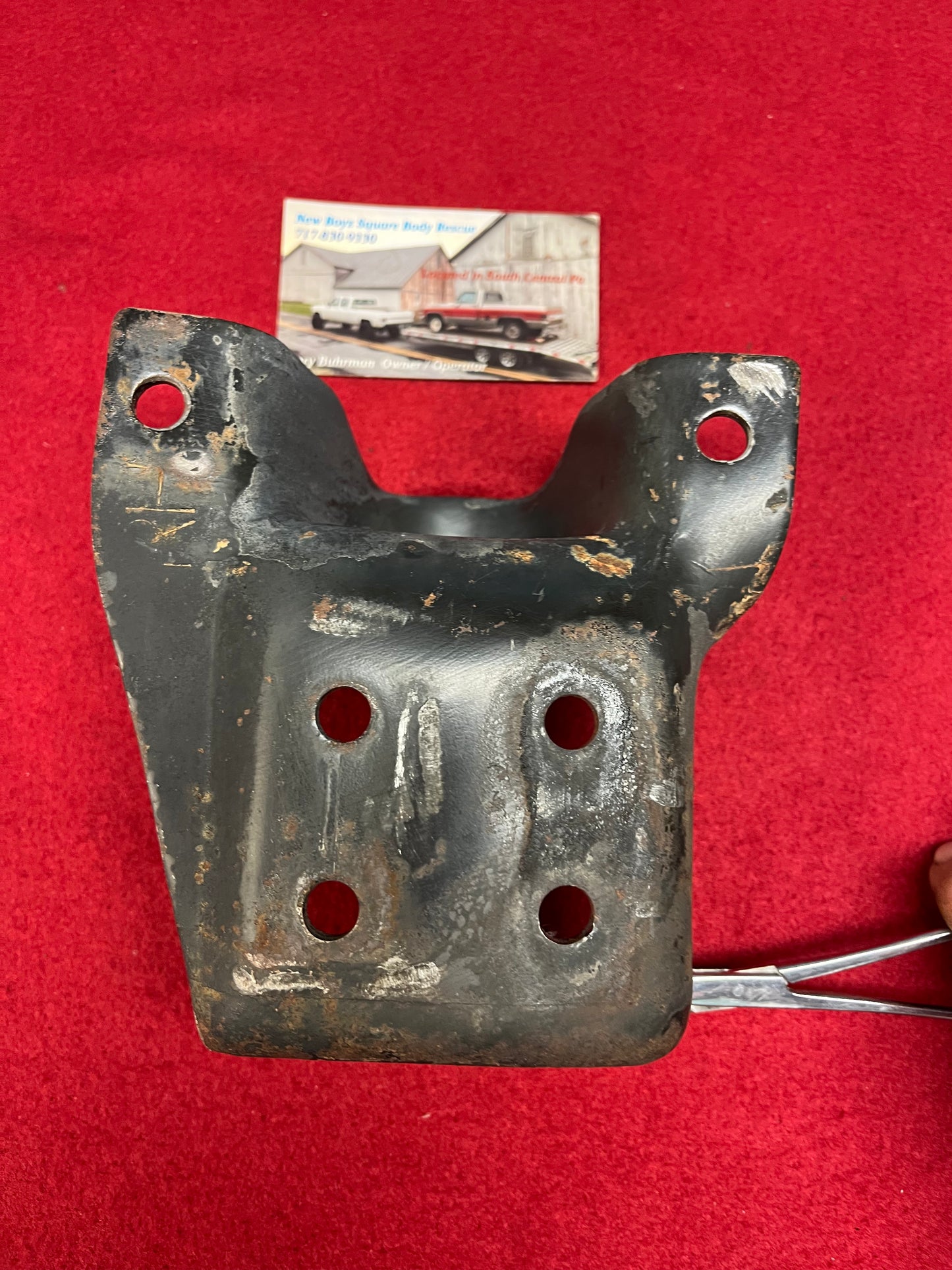 Hanger, RH Front Spring Front Hanger Part# 326440