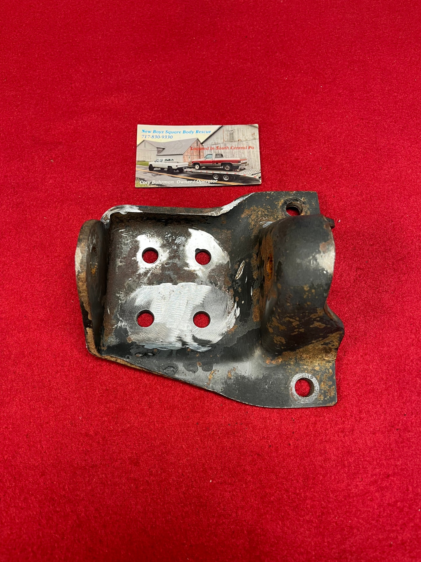 Hanger, RH Front Spring Front Hanger Part# 326440