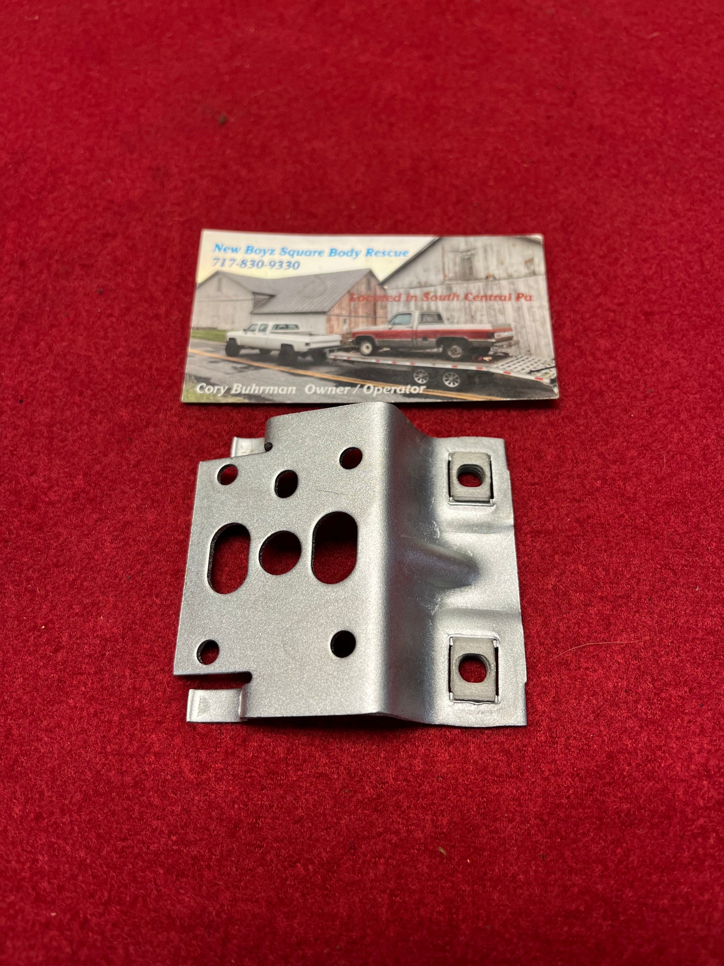 Bracket, Power Door Lock Actuator Bracket LH Front Part# 22049755