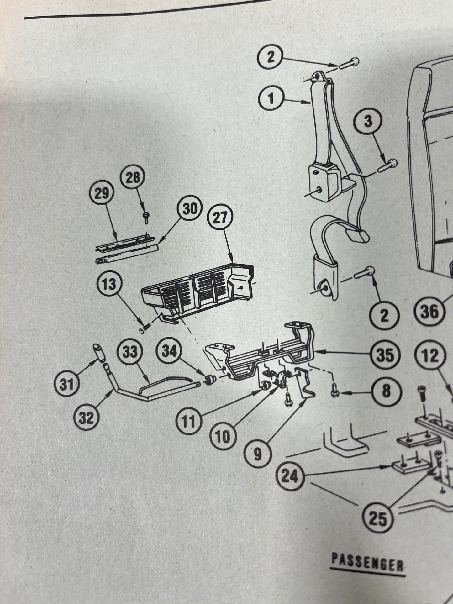 Latch, Blazer / Jimmy Passenger Seat Latch