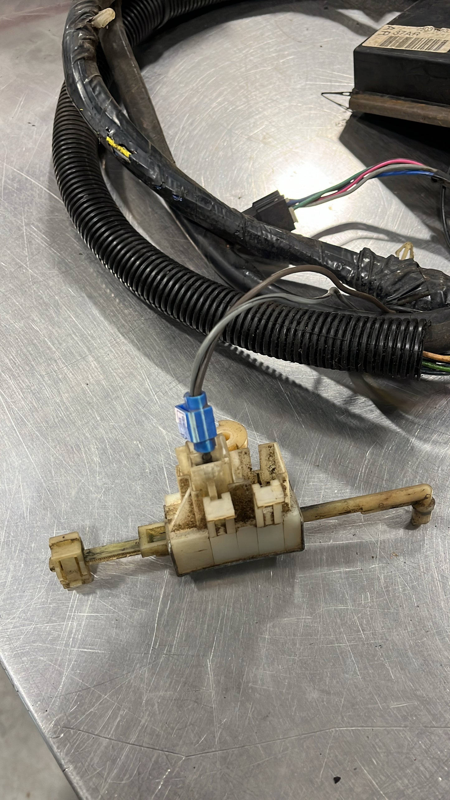 Pigtail, Cruise Control Pigtail Manual Transmission Power Cutoff (Modified Plug)