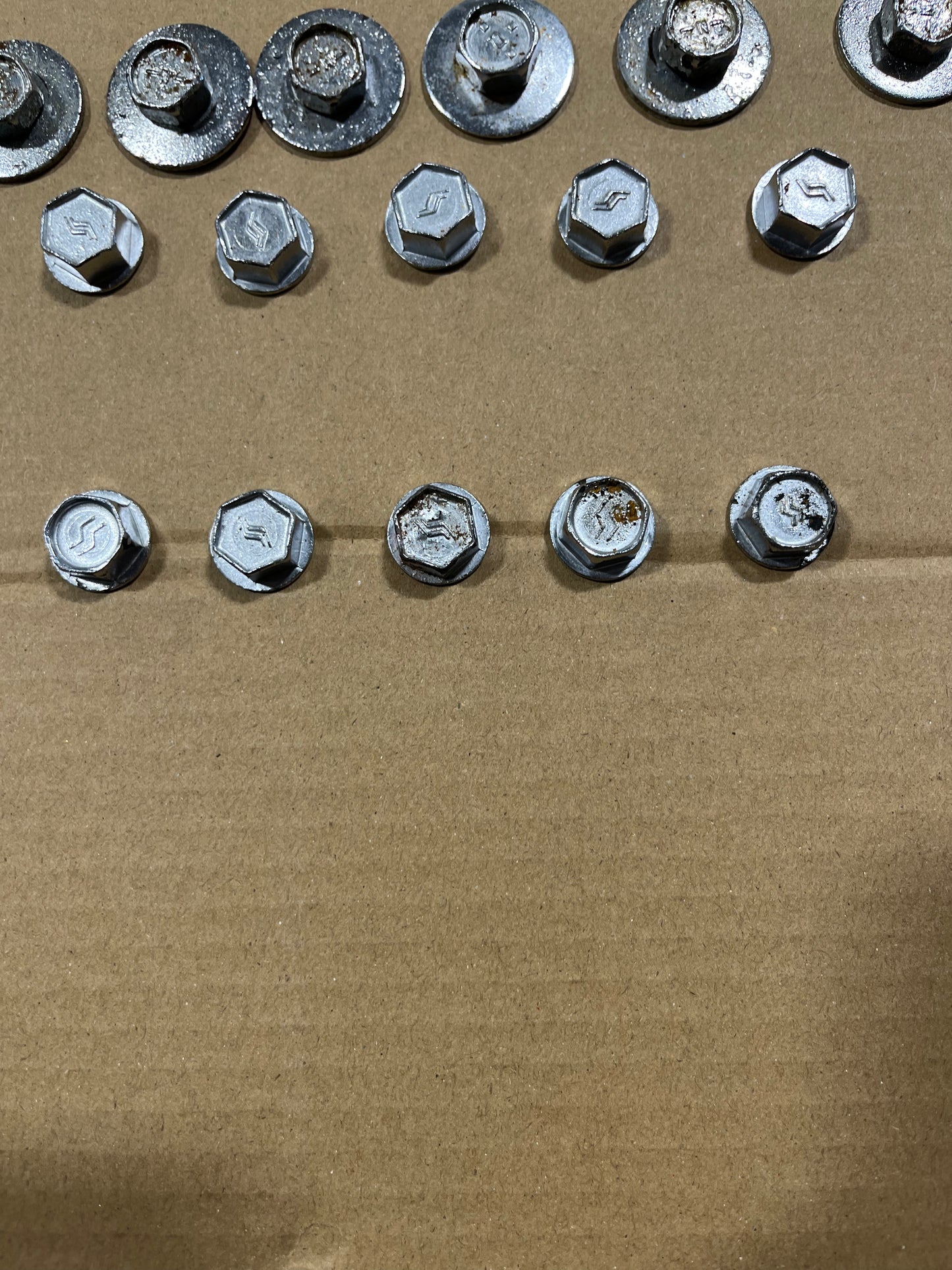 Bolt Kit, Topper Bolt Kit (Blazer / Jimmy)