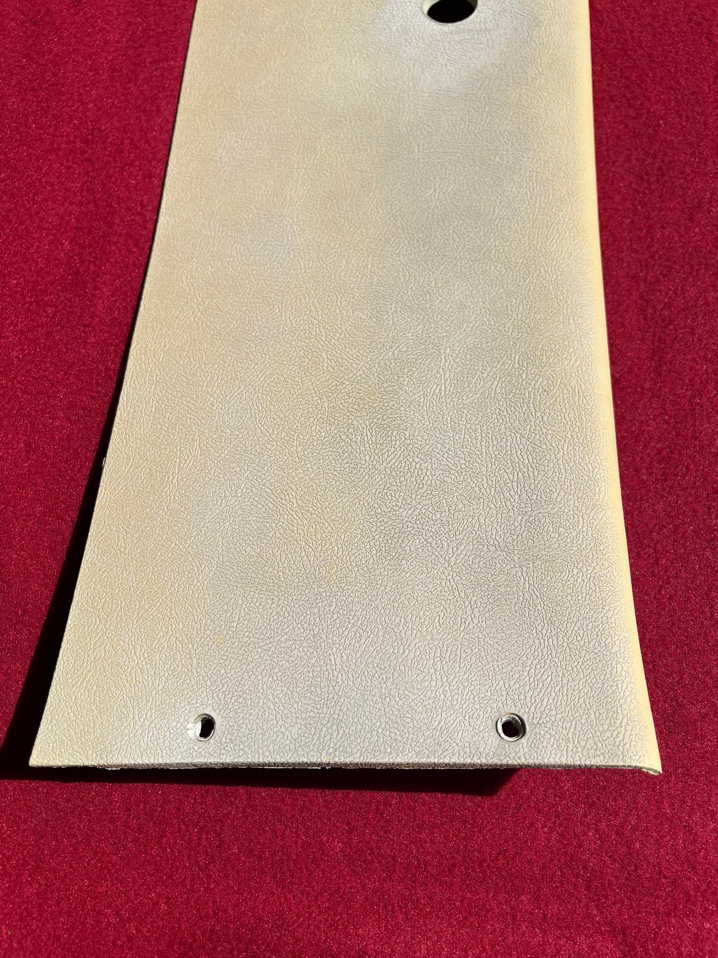 Molding, LH Body Trim B Pillar K5 (Headliner Trim) (White) 14006111