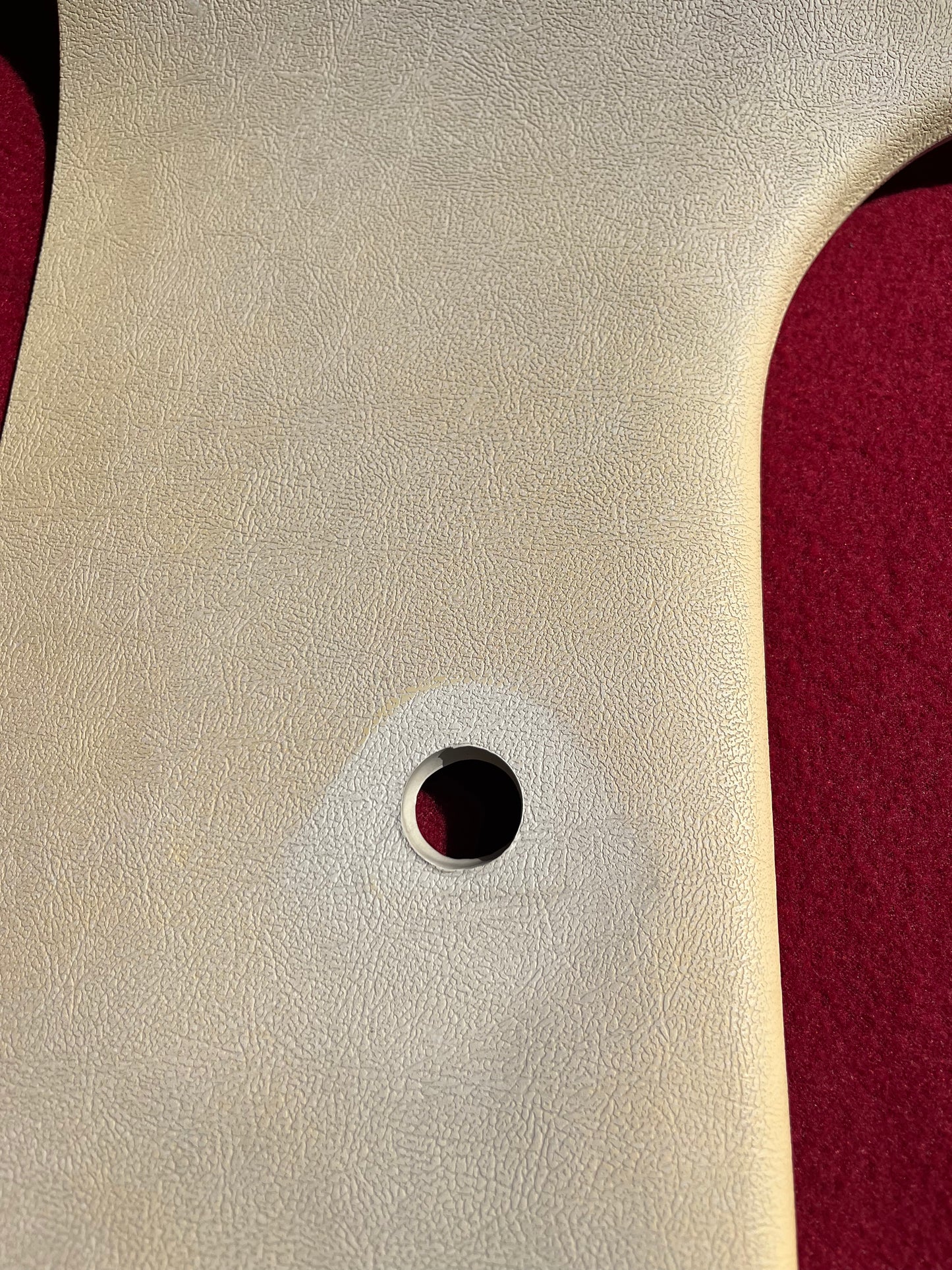 Molding, LH Body Trim B Pillar K5 (Headliner Trim) (White) 14006111