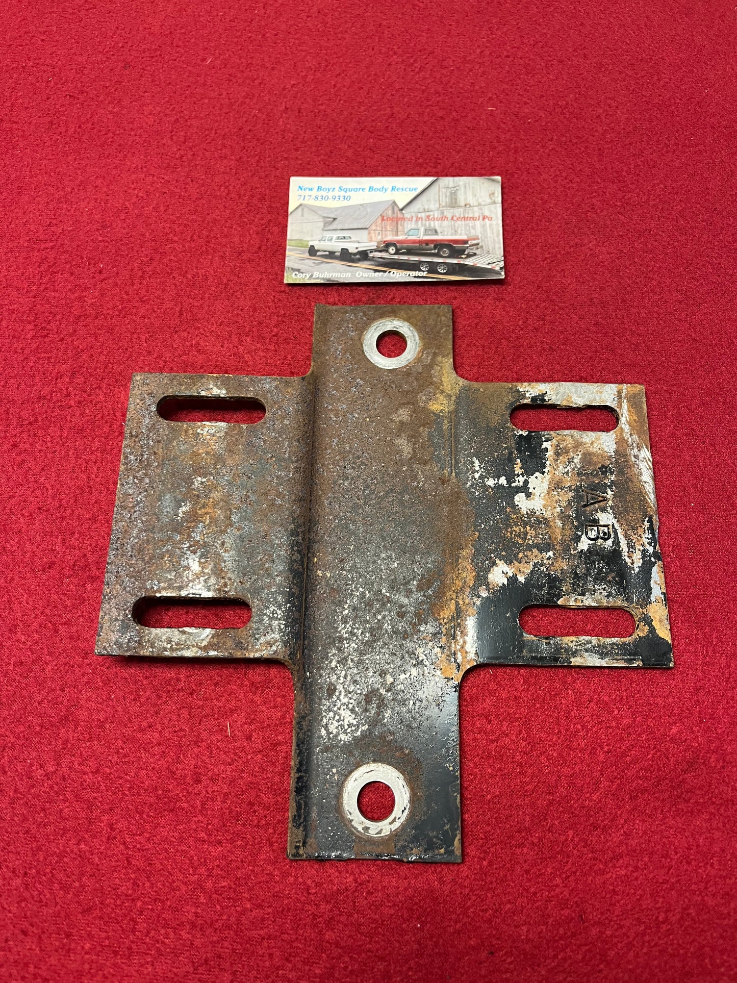 Hanger, Prop Shaft Hanger Suburban C & R 20 Series (Carrier Bearing) Part# 14007698