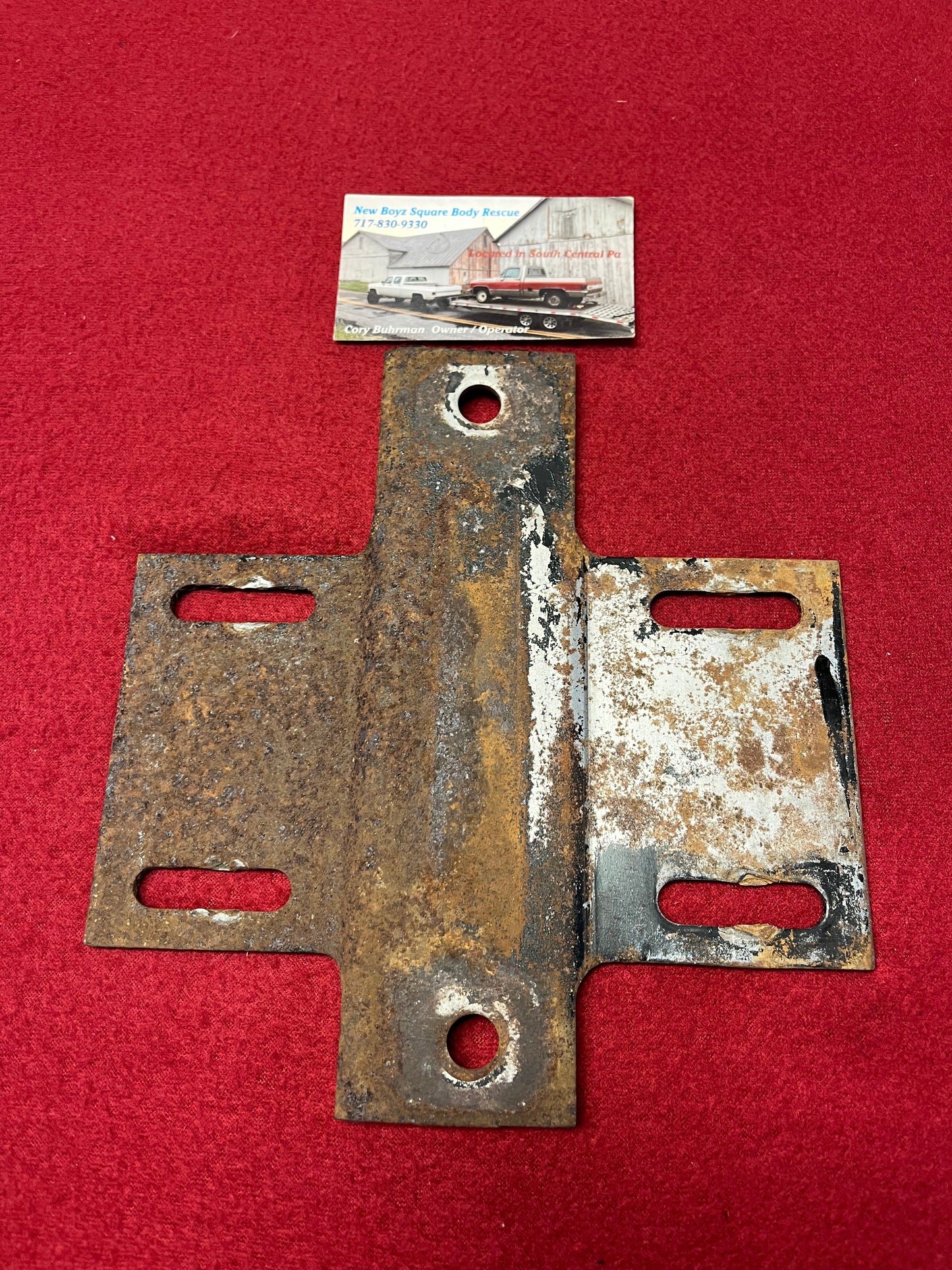 Hanger, Prop Shaft Hanger Suburban C & R 20 Series (Carrier Bearing) Part# 14007698