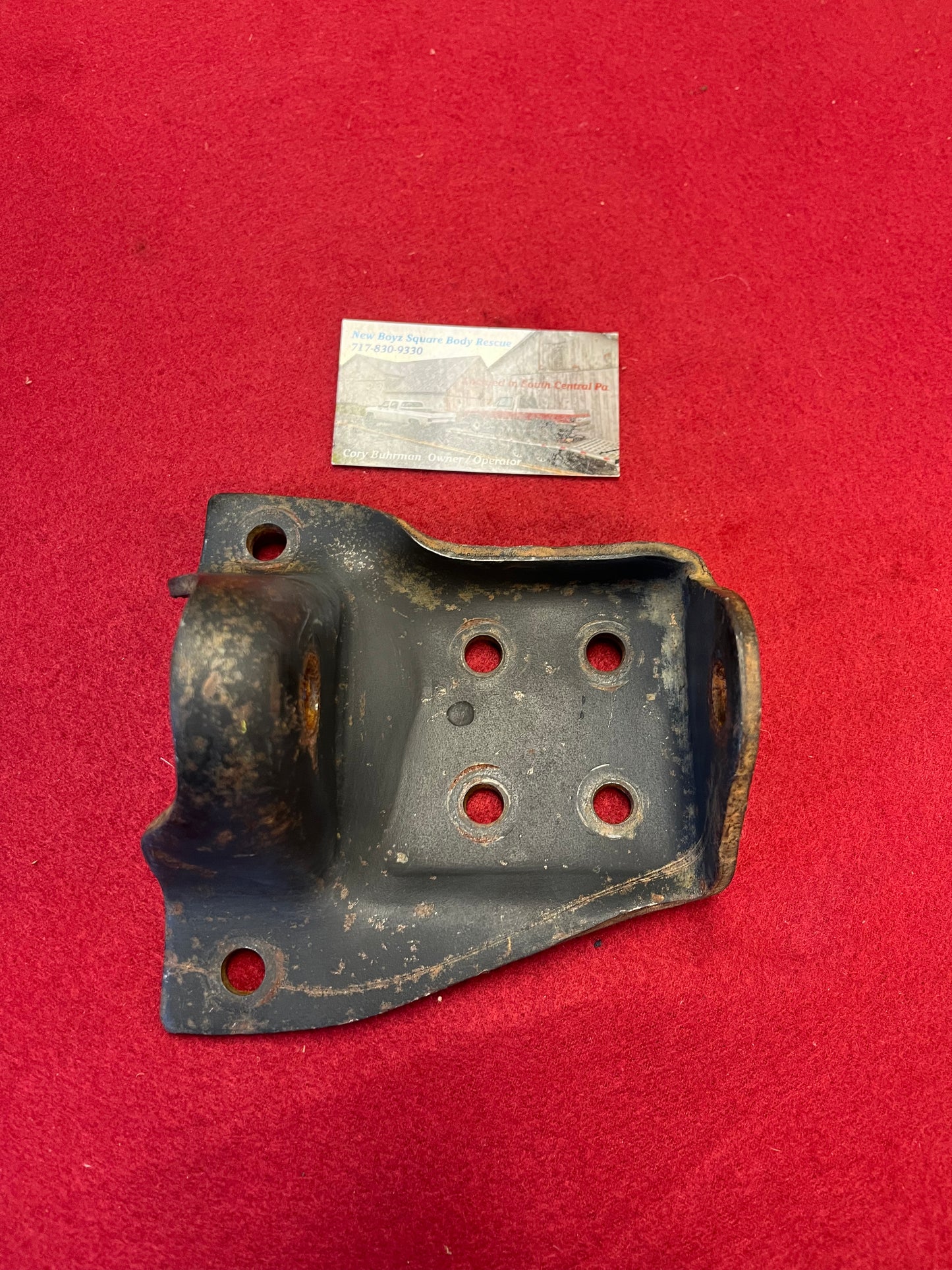 Hanger, LH Front Spring Front Hanger Part# 326439