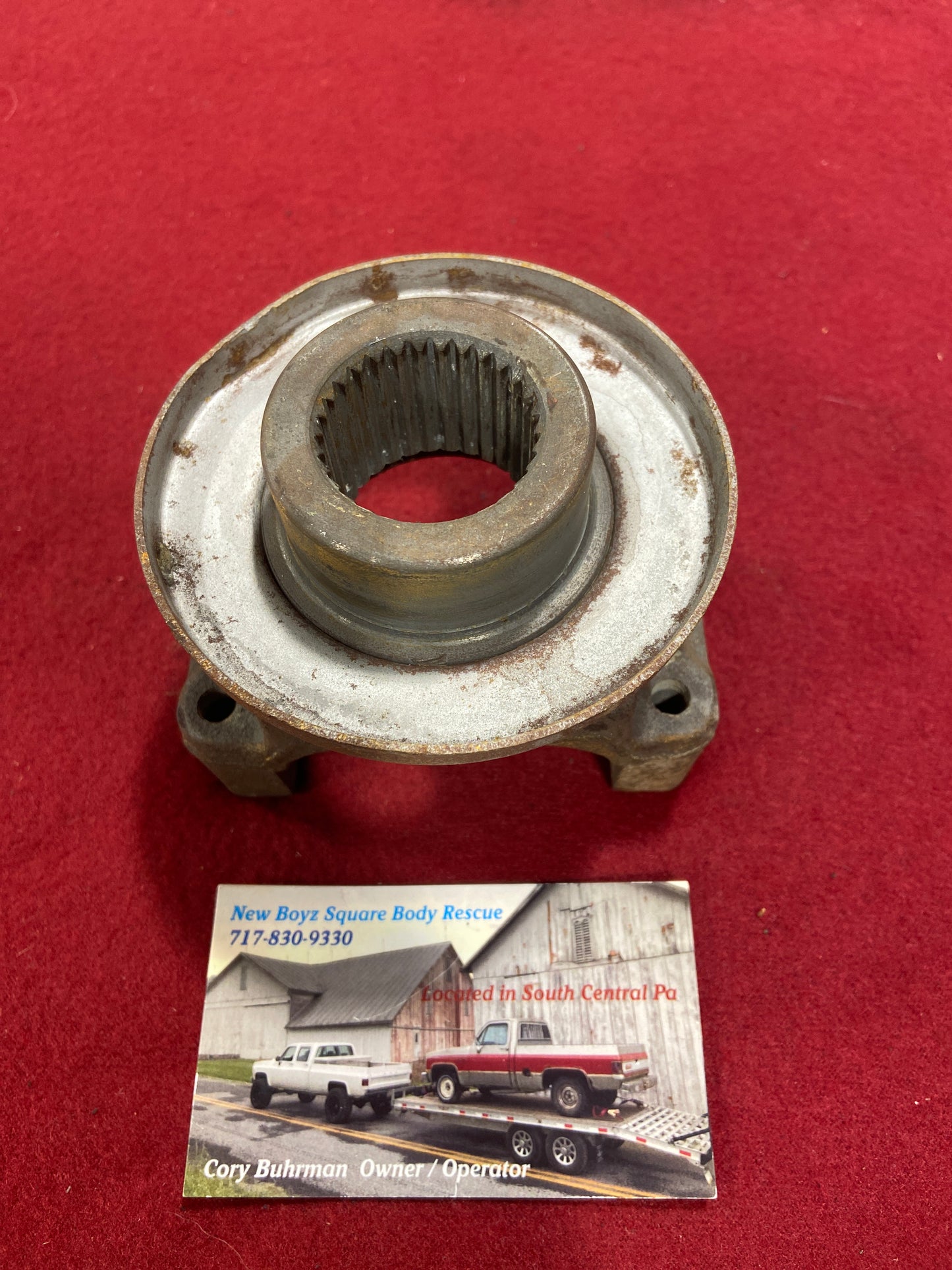 Yoke Corporate 8.5 Ring Gear Front 30 Spline Part# 3988524