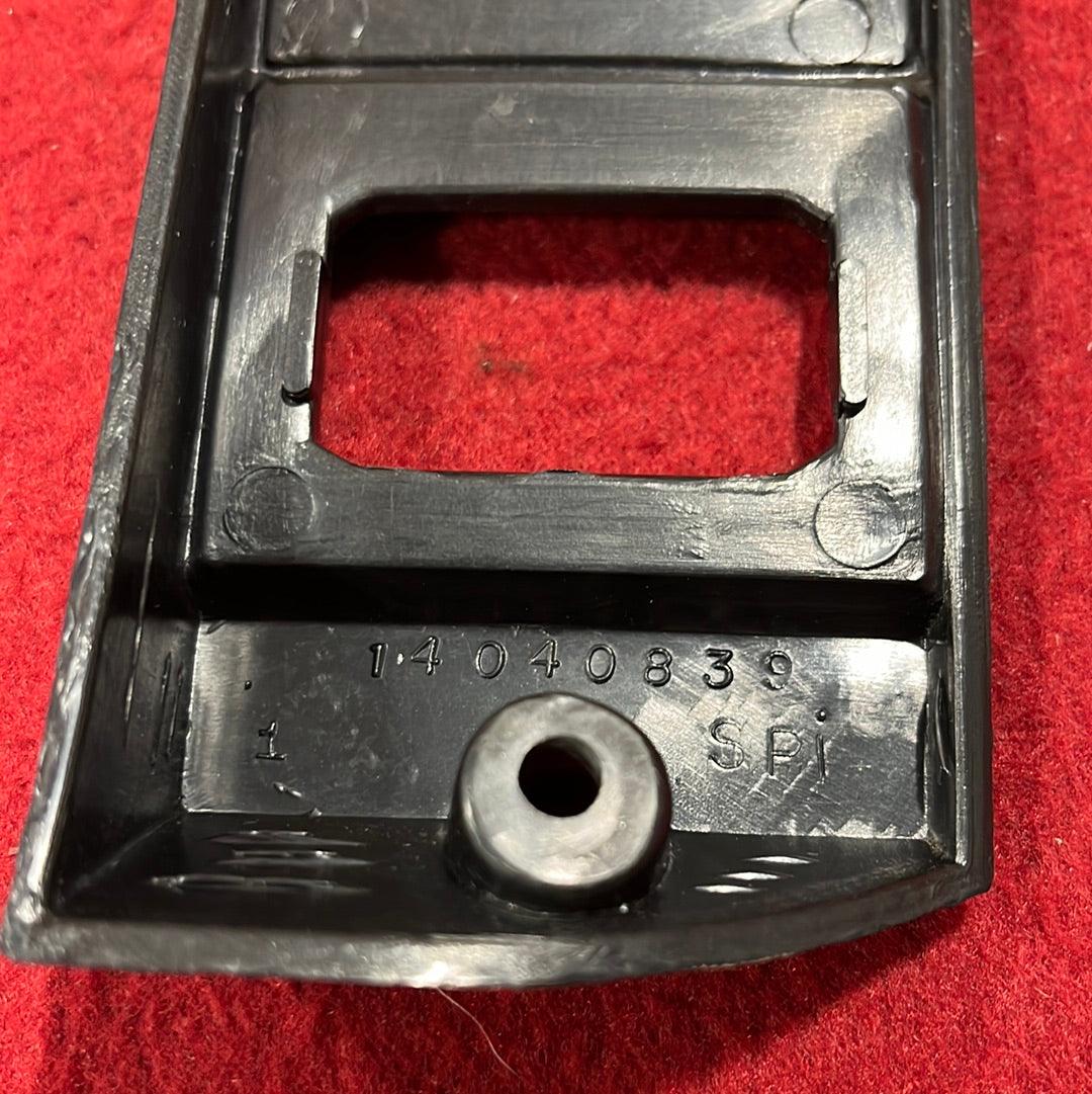 Dual Switch Dash Bezel (LH side of Ashtray)