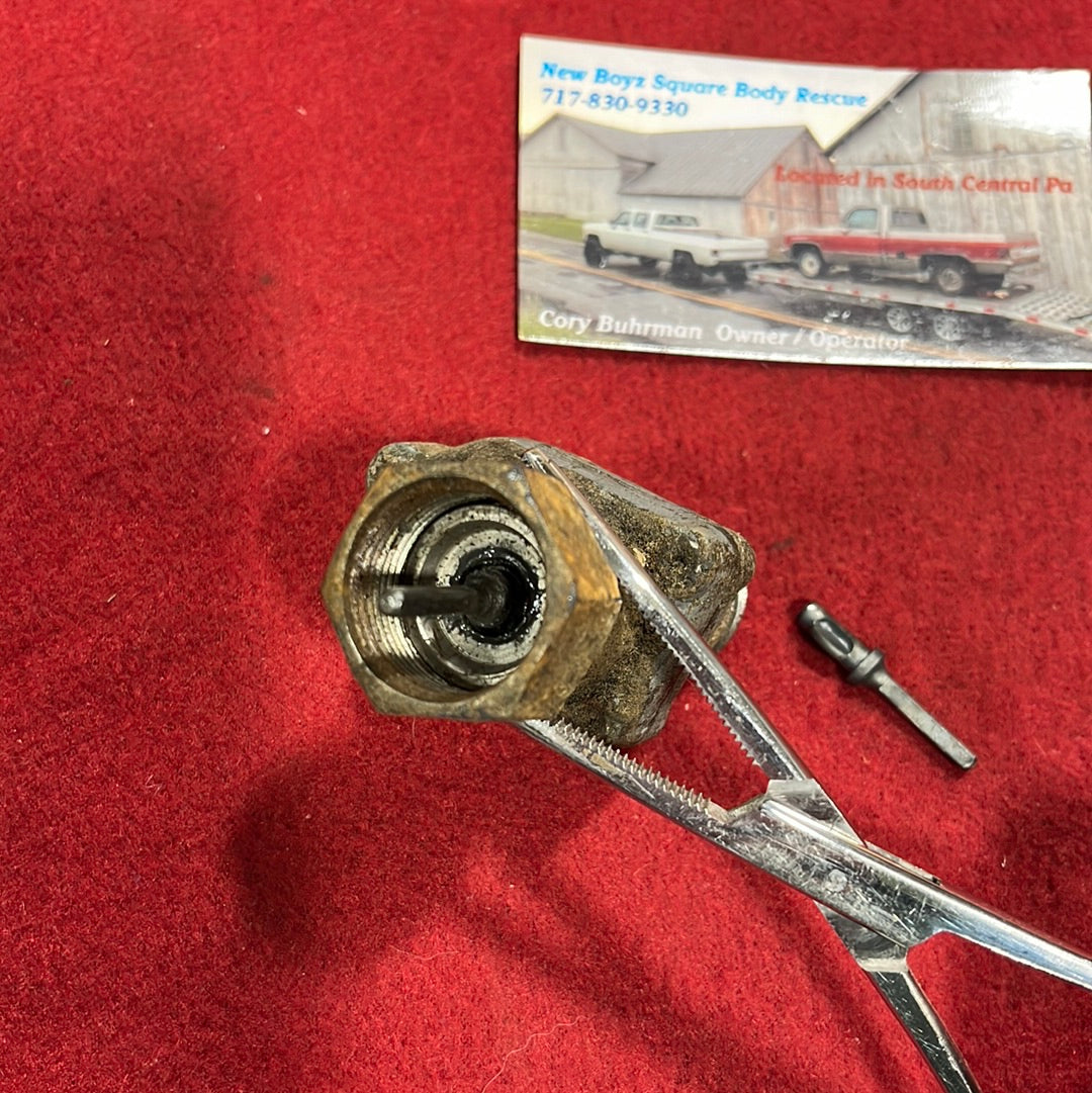 Pin, Speedometer Adapter Drive Pin – New Boyz Squarebody Rescue