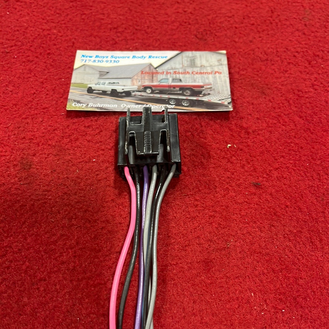 Windshield Wiper Switch Connector and 6 Termials (Wiper Switch Kit) (1978-1983)