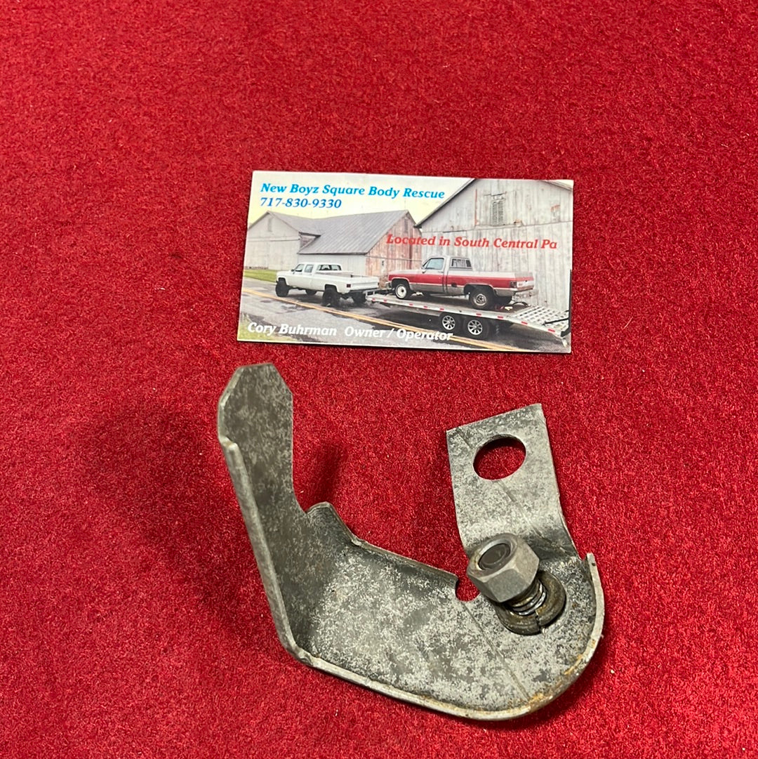 Brake Pedal Switch Striker (Vacuum) – New Boyz Squarebody Rescue