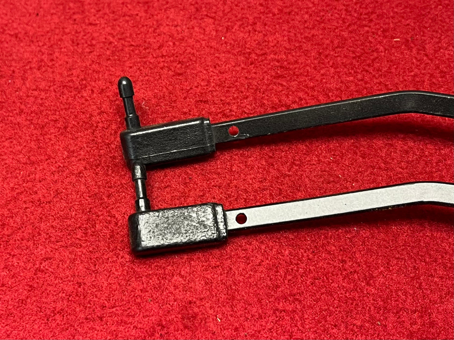 Arm Set, Wiper Arm Set 1985 - 1991 (Black) (Washer Nozzle Style) (Reconditioned) Part# 15522766