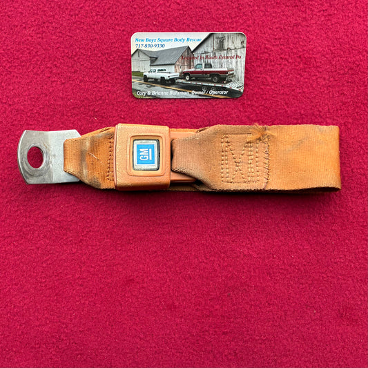 Receiver, Seatbelt Female Receiver Tangerine Plastic Case Used
