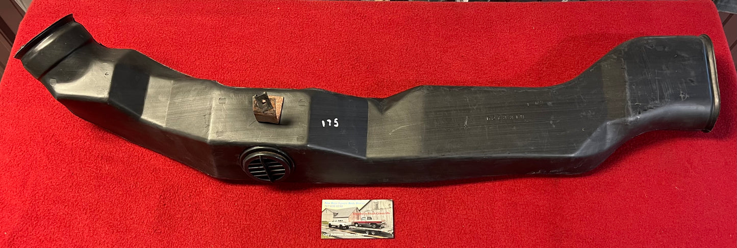 Duct, Air Conditioning Lower LH Duct Air Vent Design (A/C AC) 1973 - 1979 Part# 6273319
