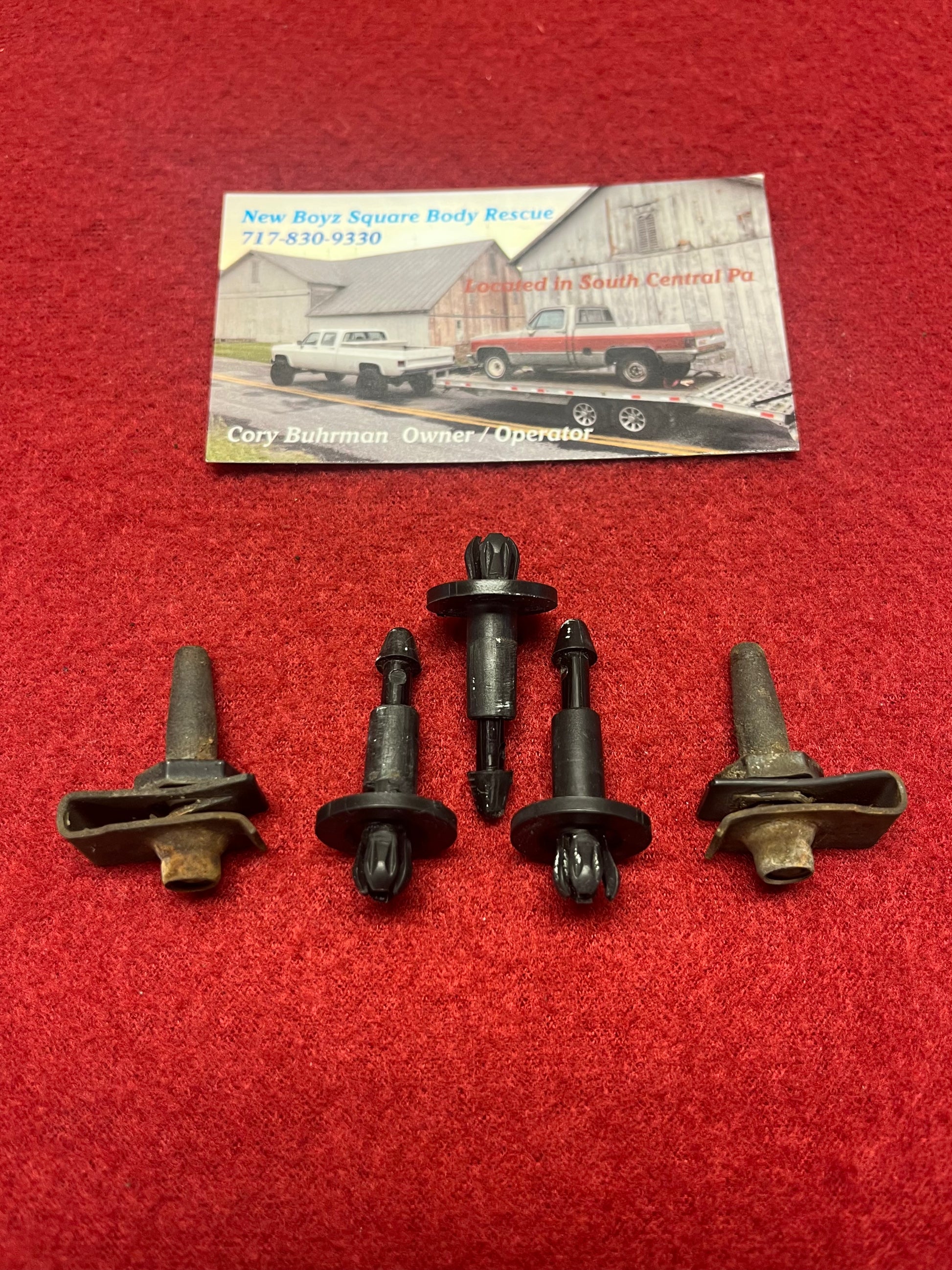 小物 local Retainer Set, Rear Cowl Panel Retainer Set 1981 - 1991 – New