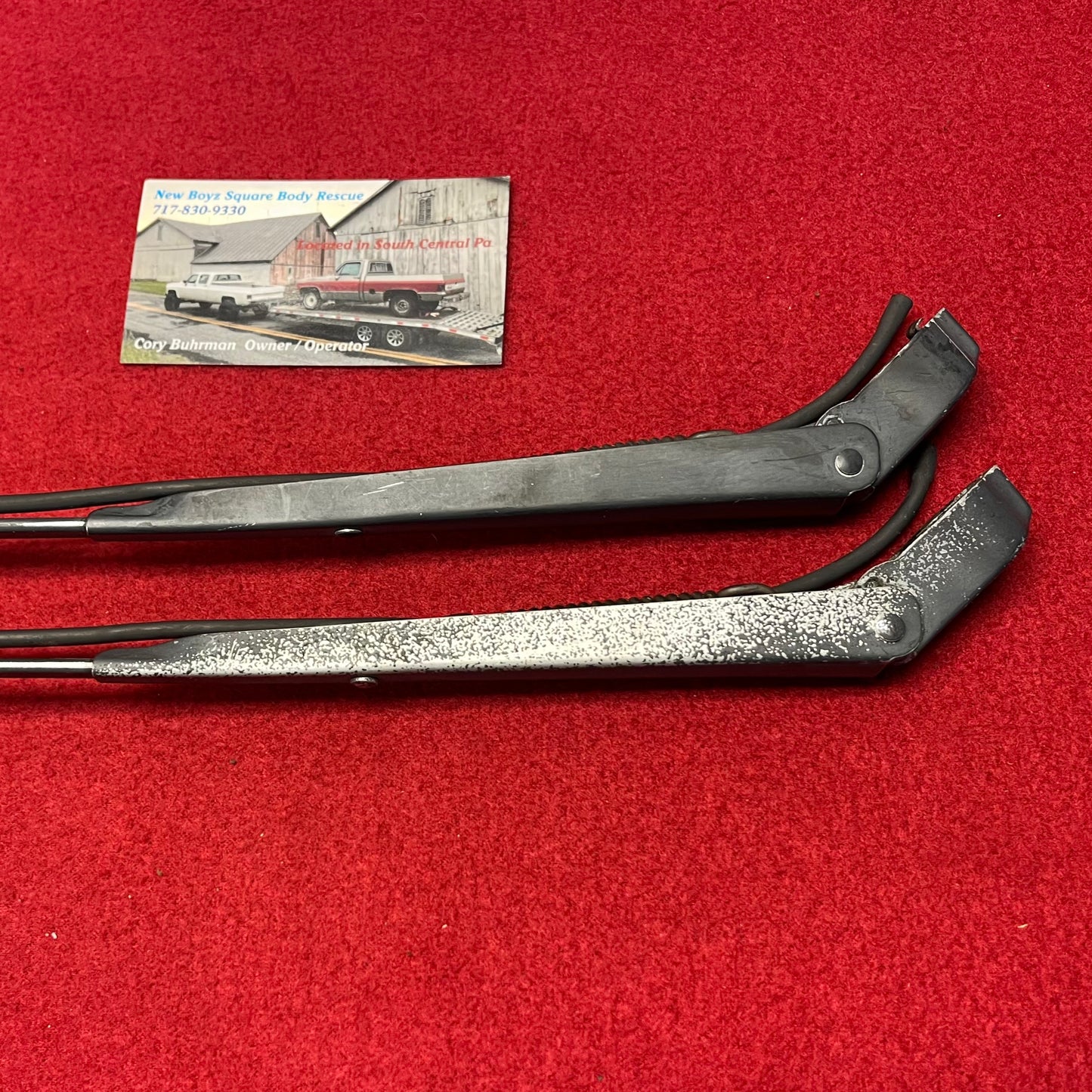 Arm Set, Wiper Arm Set 1985 - 1991 (Black) (Washer Nozzle Style) Part# 15522766