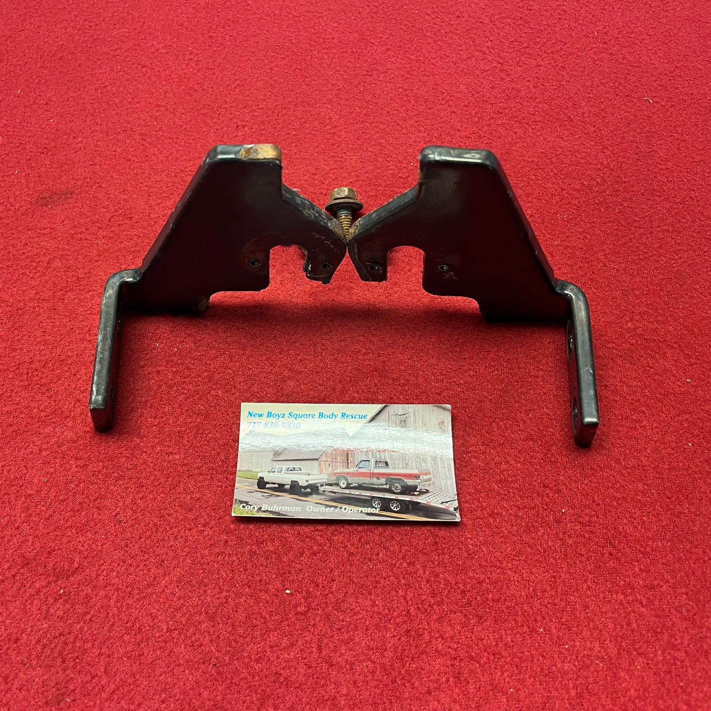 Bracket, Third Row Seat Front Mount Bracket ( Suburban ) Part# 14003011 & 14003011