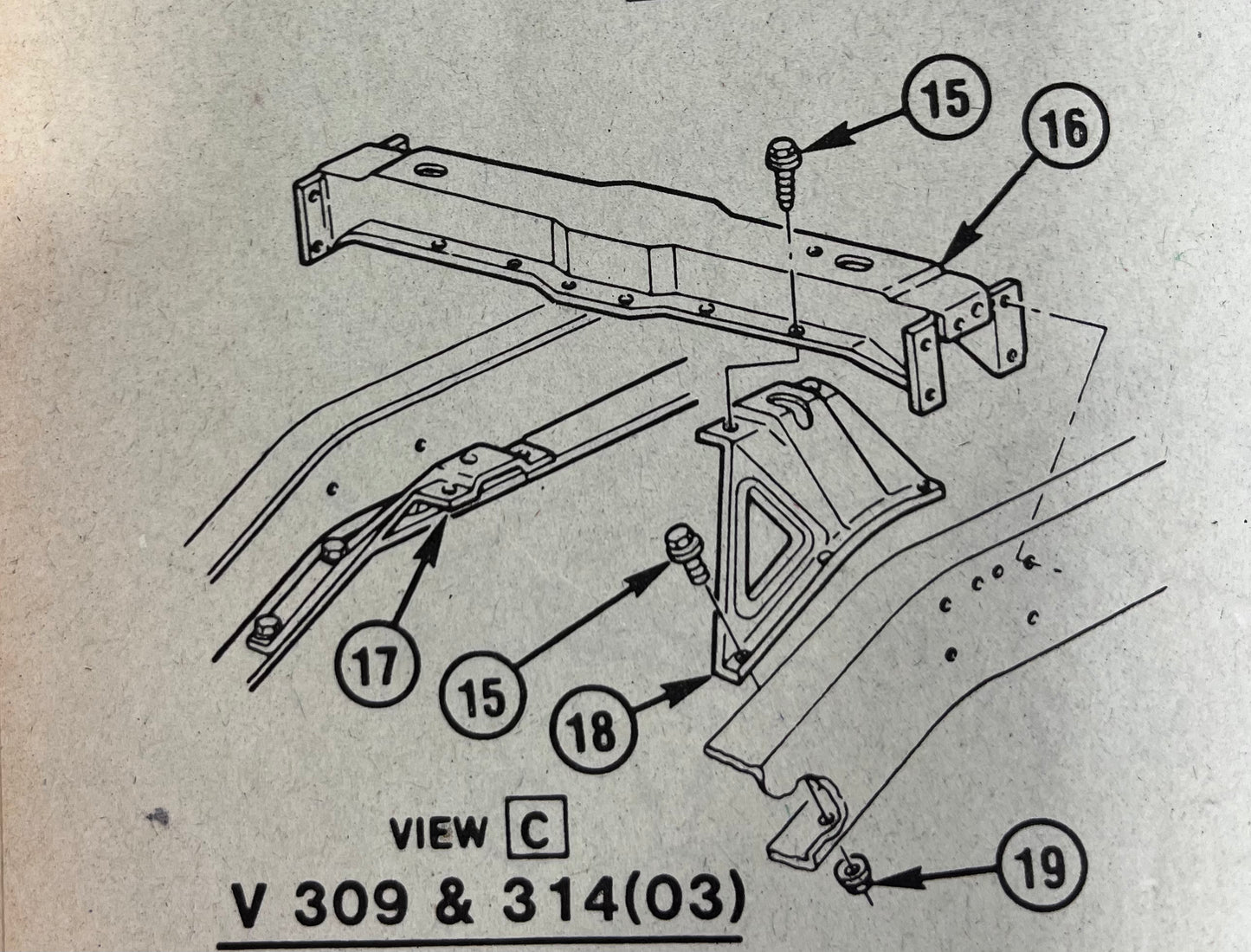 Support, RH Cab Mount Rear Solid Crossmember Support