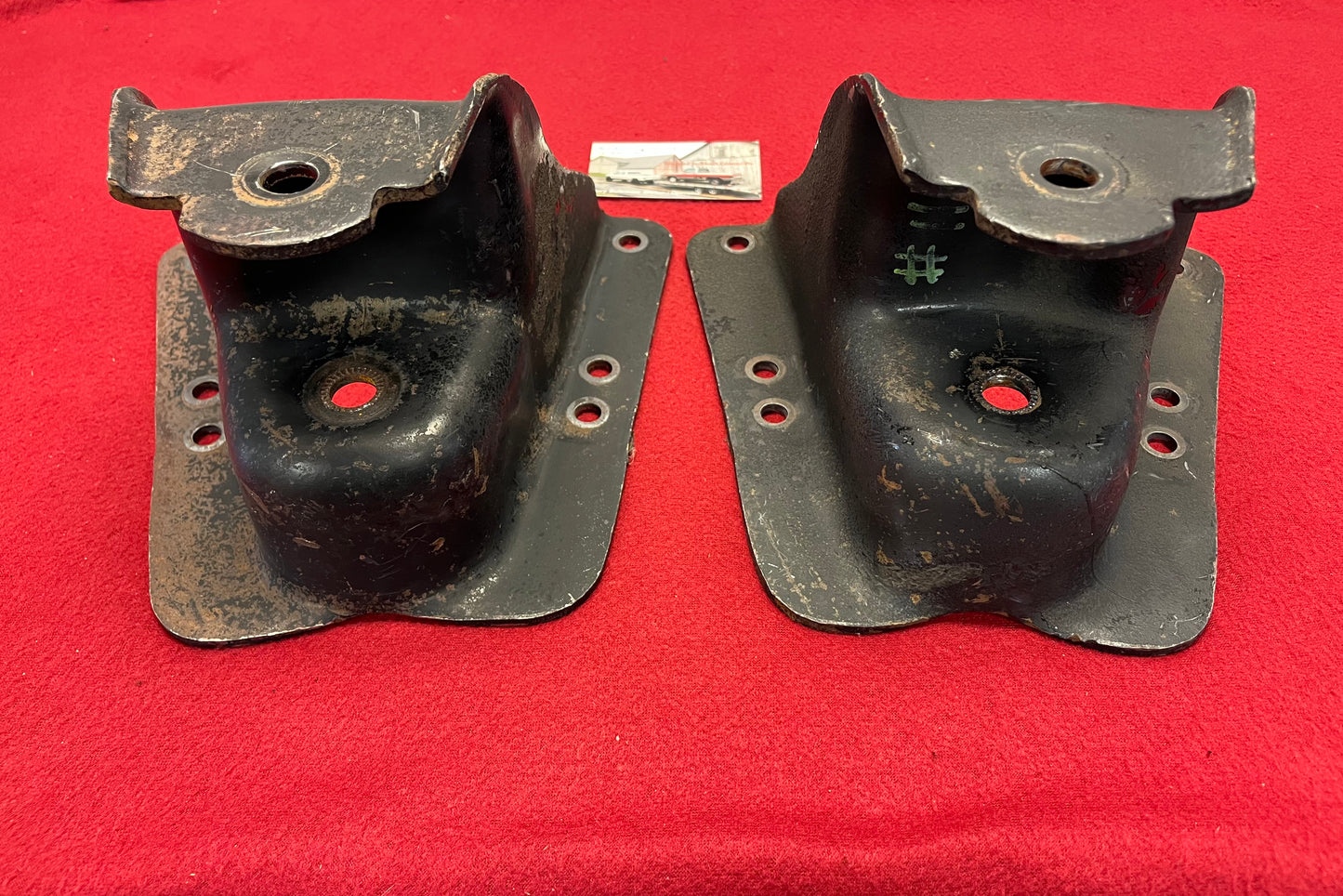 Hanger Set, Rear Spring Front Hanger C10 R10 Regular Cab Truck Part# 471696