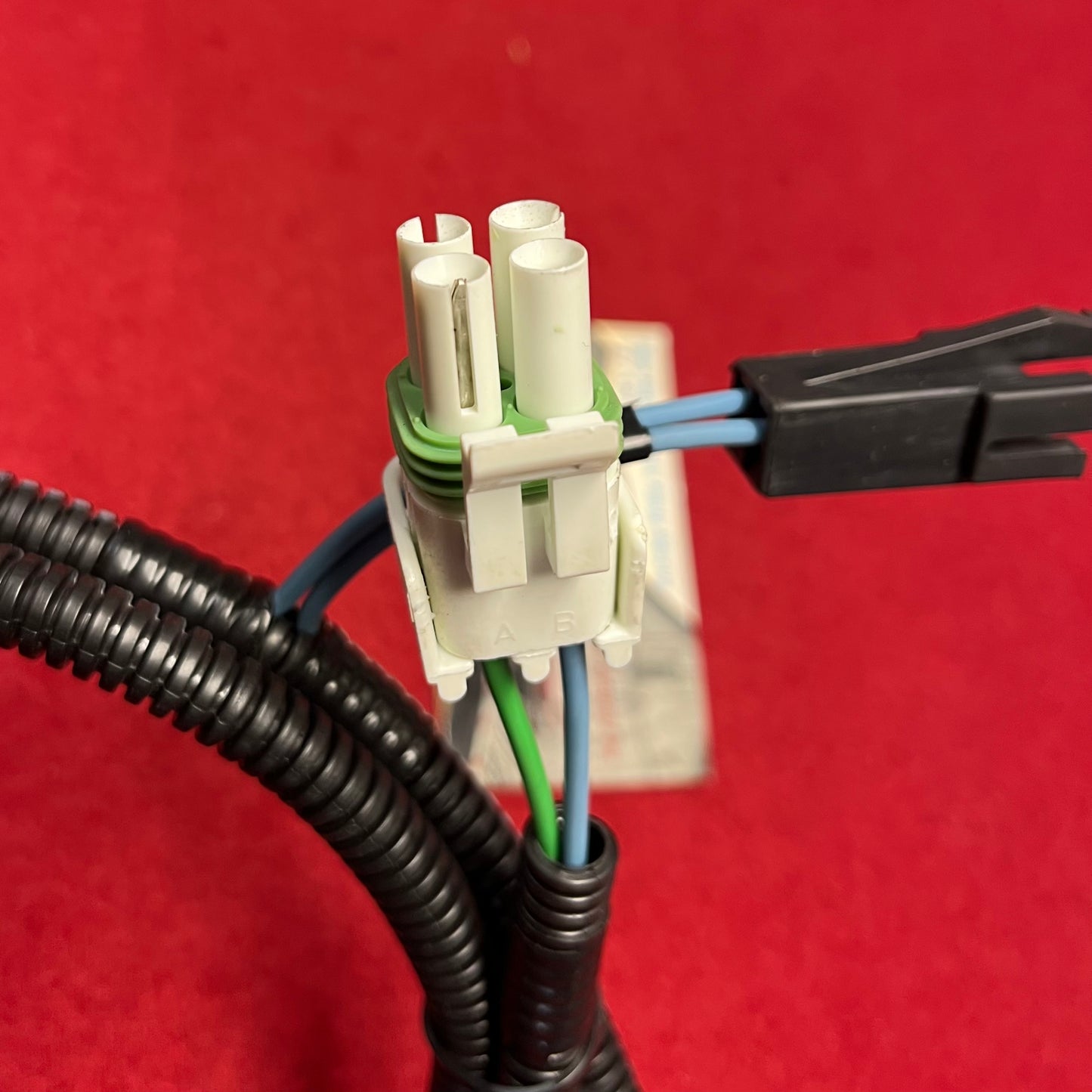 Harness M, Torque Converter Clutch Control Harness Transmission Side Modified (TCC) (5R4-M-T2W)