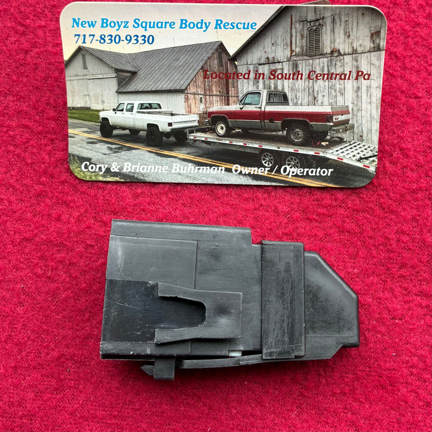 B3: Bulkhead, Taillight Harness Bulkhead Connector (1989 - 1991)Third Design