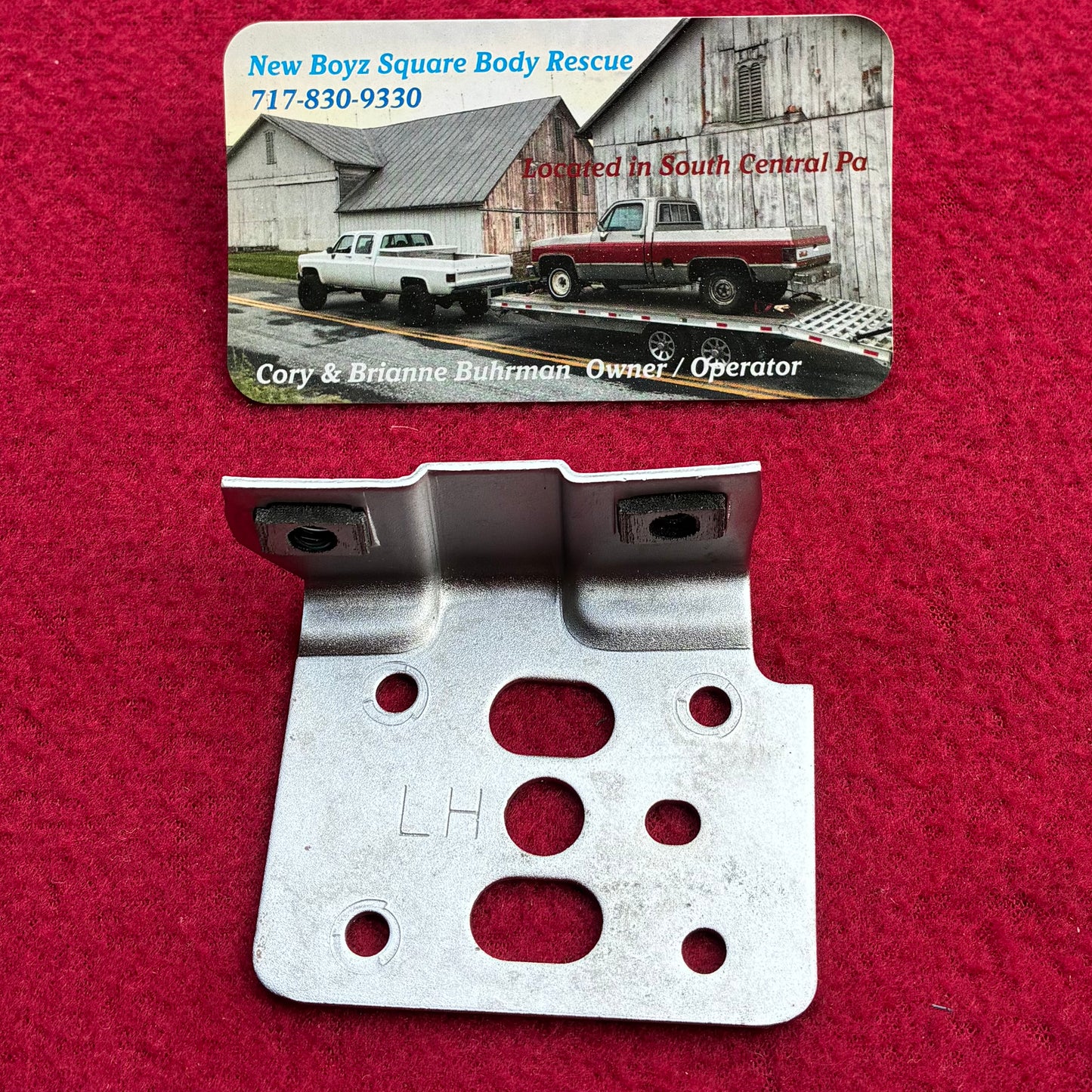 Bracket, Power Door Lock Actuator Bracket Part# 22049757 LH Rear